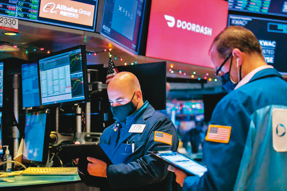 今年來全球股市修正，美國科技類股更是重挫超過10％。（翻攝自NYSE臉書）