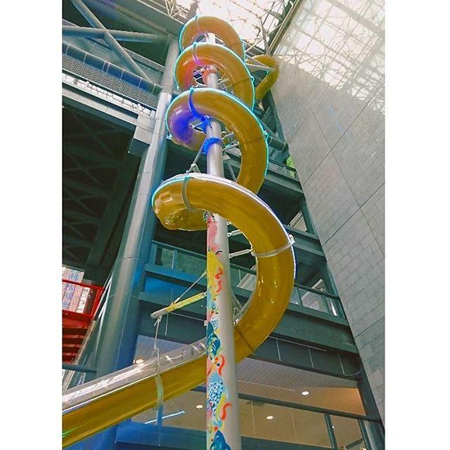 高雄科工館溜滑梯曾引起排隊熱潮,全盛時期半年破4000萬元票房。(南藝提供)