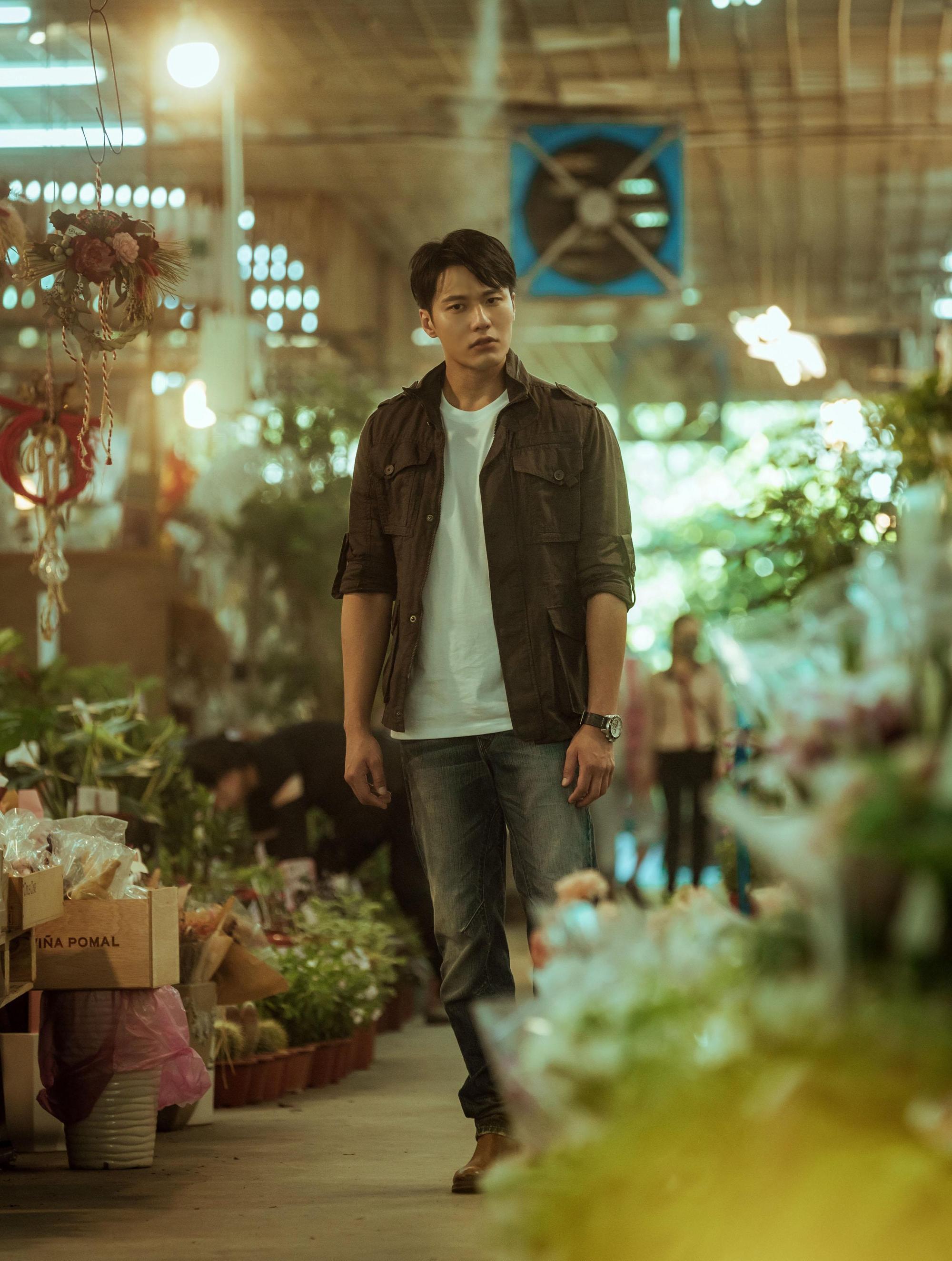 張睿家演出《如果花知道》,常會即興發揮加入有趣的哏。(衛視中文台提供)