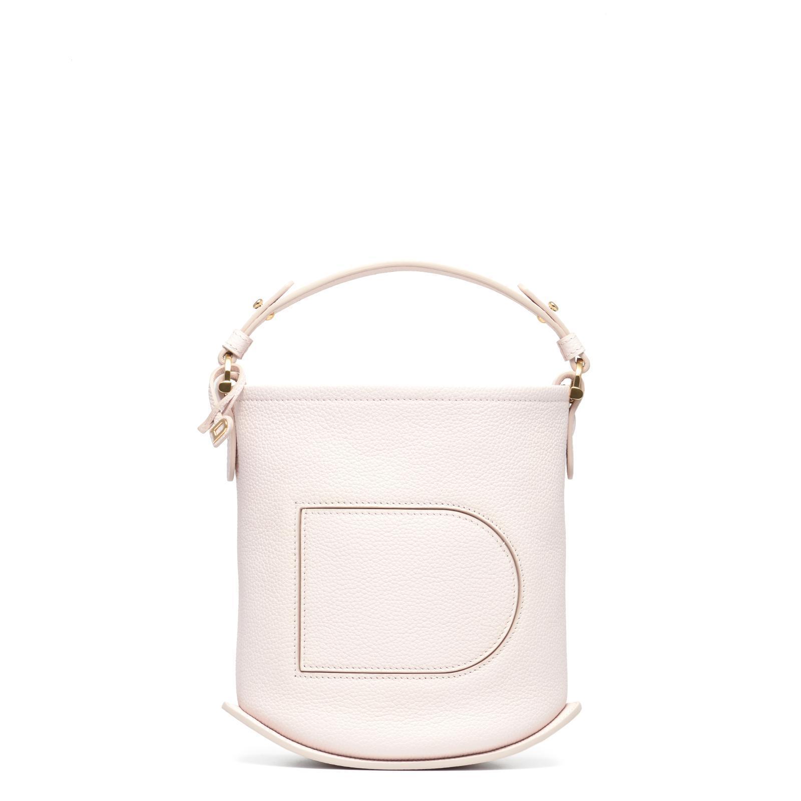 絲緞粉Pin Mini Bucket手提包,NT$71,500。(Delvaux提供)
