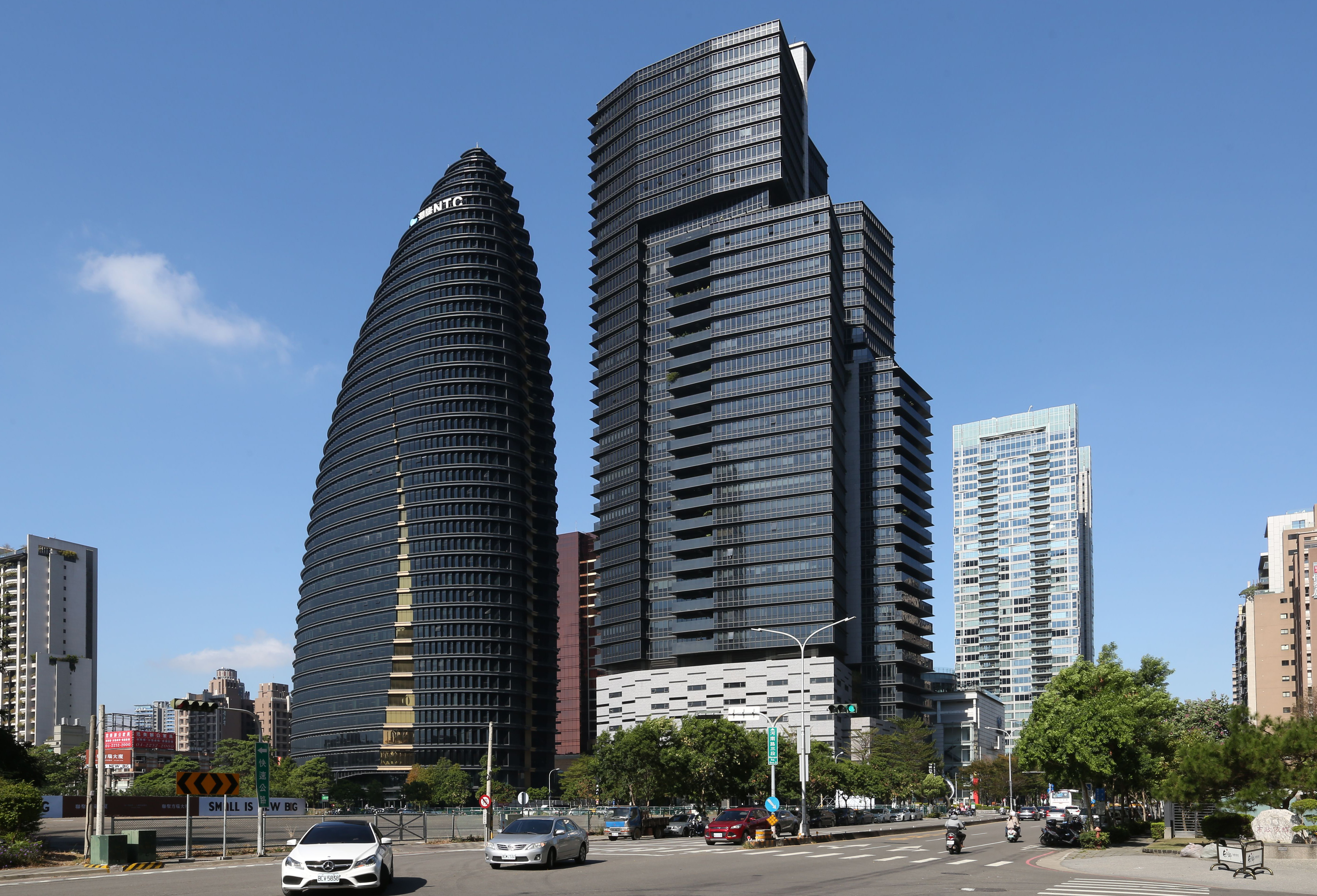 政府持續打房，建商也不得不多角化經營拚生路，經營商用不動產就是其一。