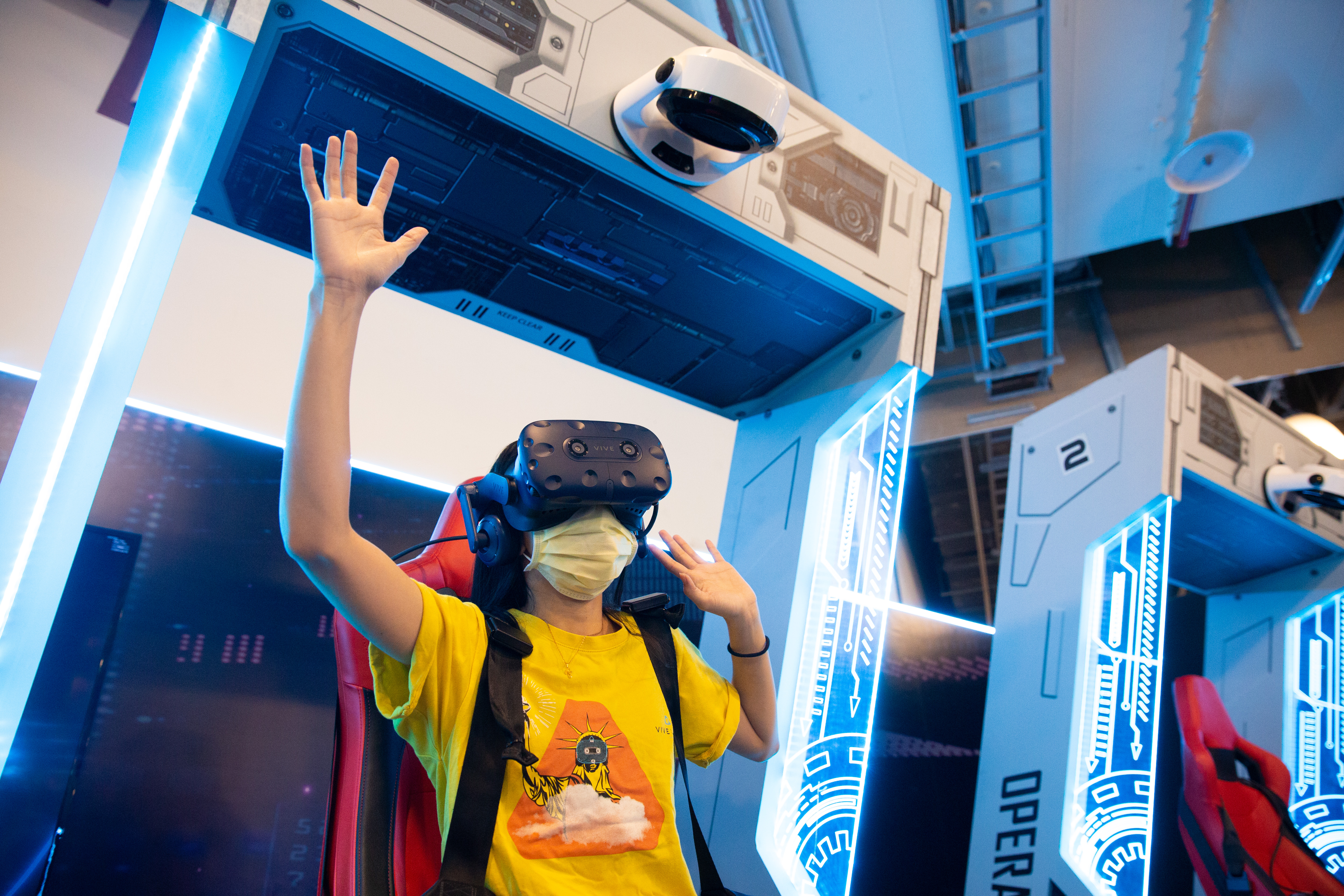 HTC近年專注研發VIVE VR穿戴裝置。