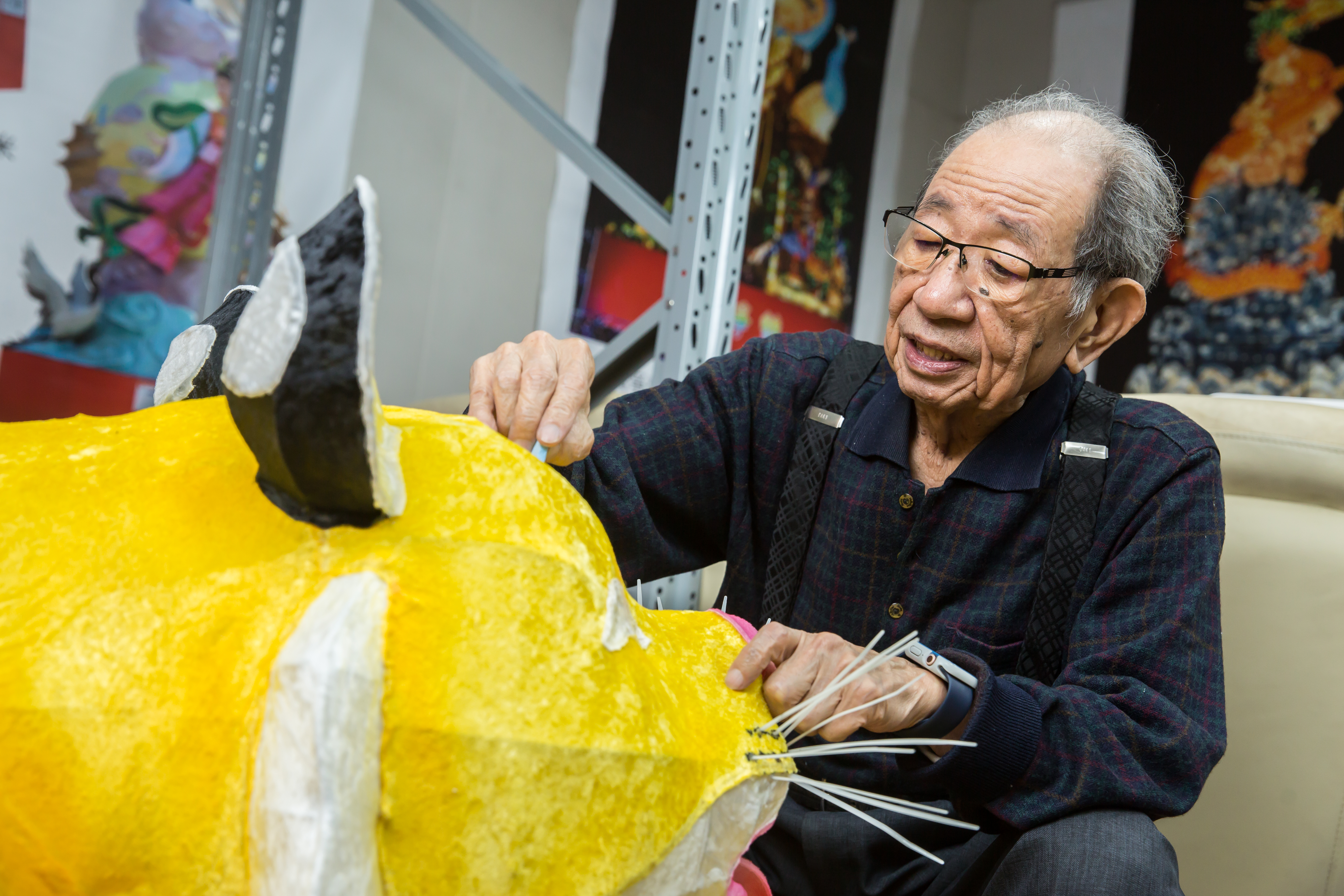 林健兒的作品生動寫實，幾乎從未在台灣的元宵燈會缺席。