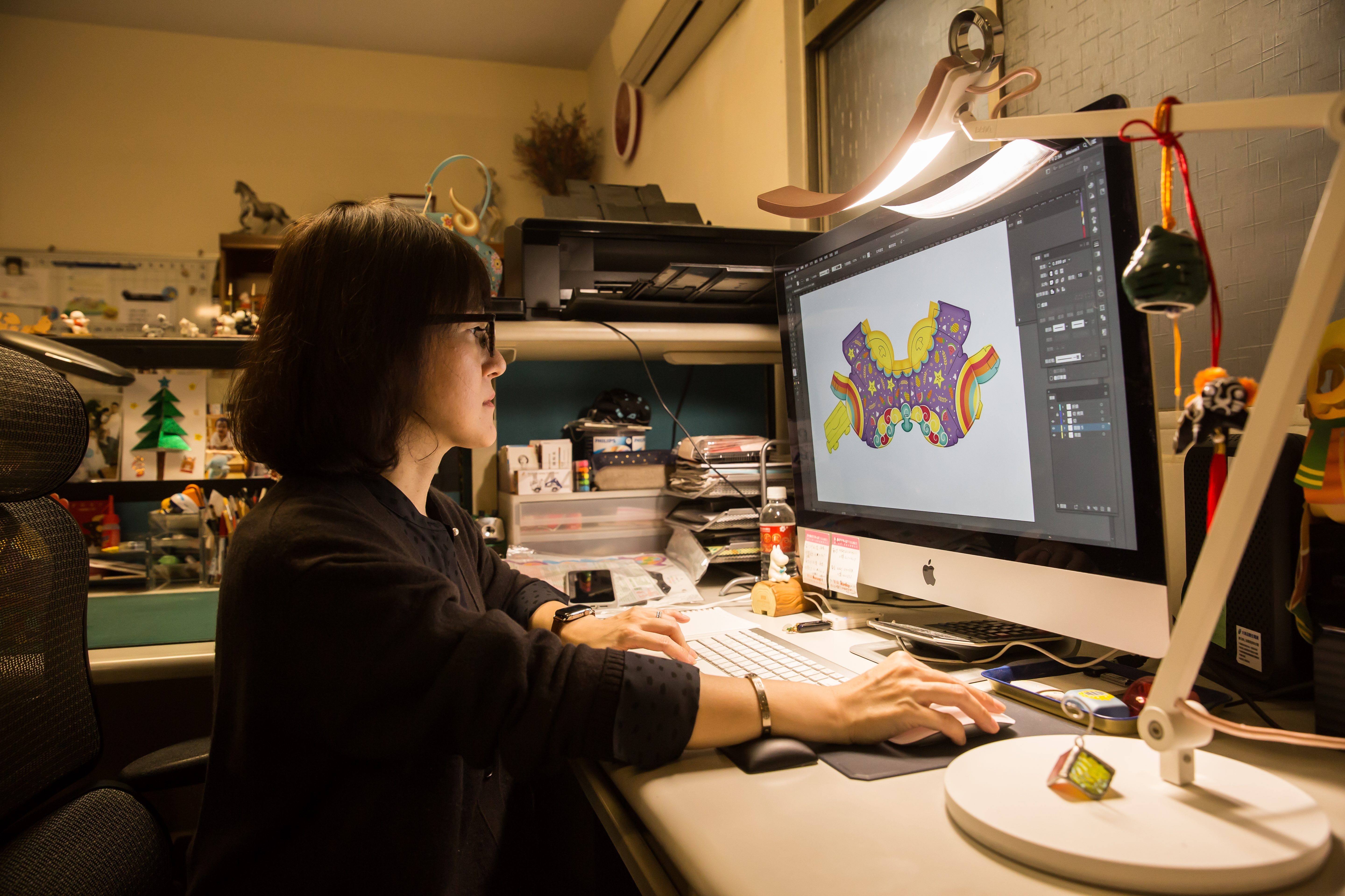 林佳葦擅長設計一燈二用，生動的小提燈幾乎每年都能拿下政府標案。