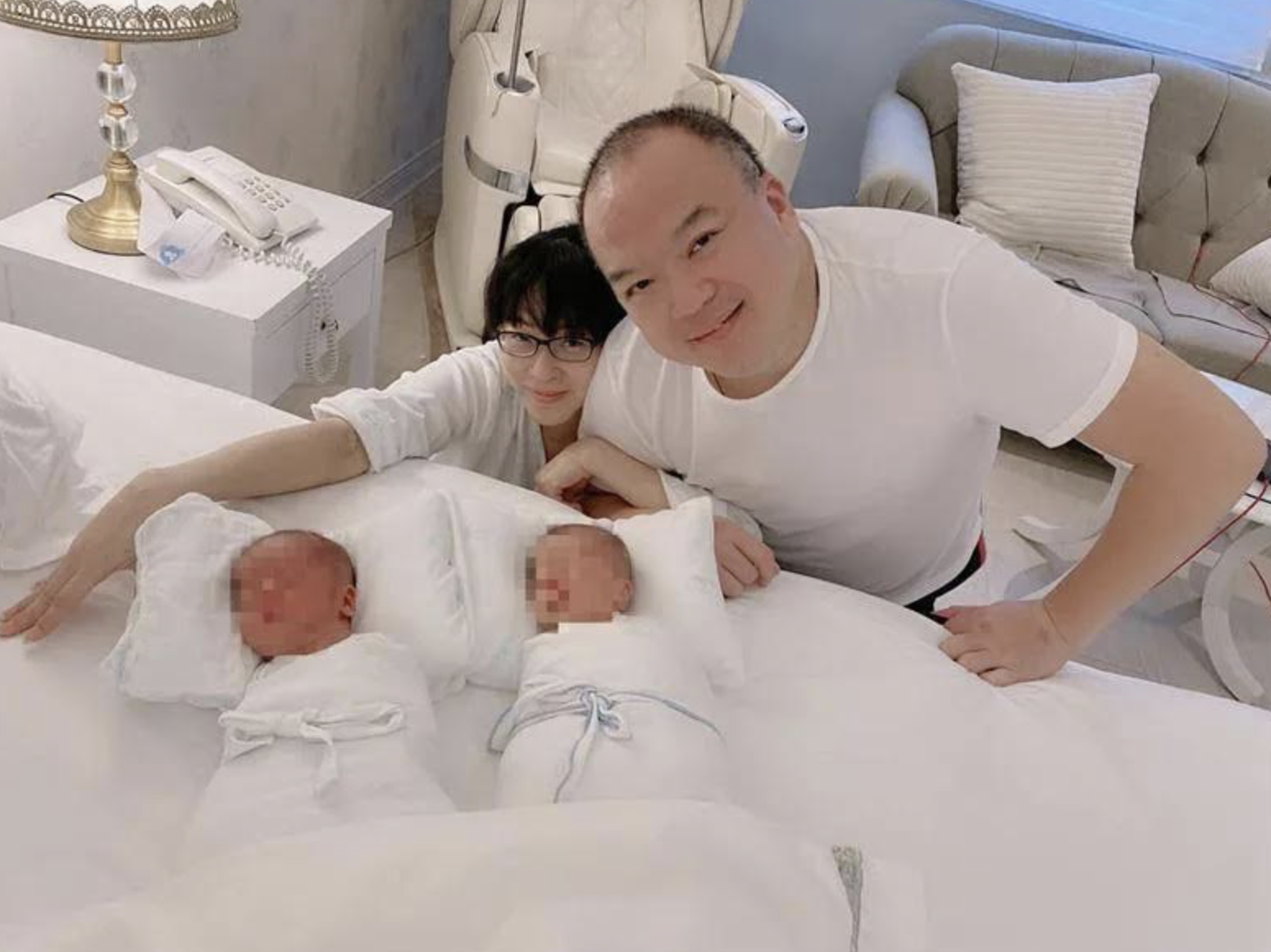 上月才當爸的明金成，昨晚因心肌梗塞驟逝。（翻攝自明金成臉書）