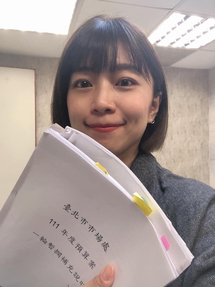 林穎孟曾多次質疑柯文哲自打臉，今日又針對福島食品議題發文。（翻攝自林穎孟臉書）