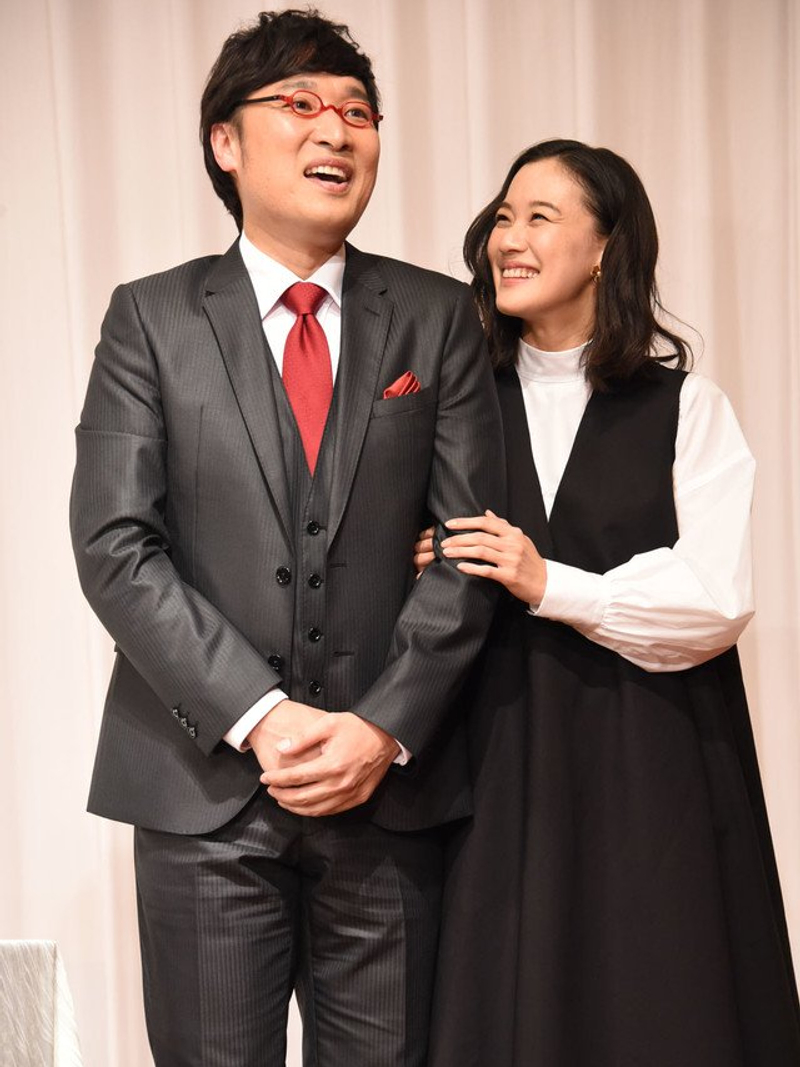 蒼井優與老公山里亮太交往2個月就結婚。（網路圖片）