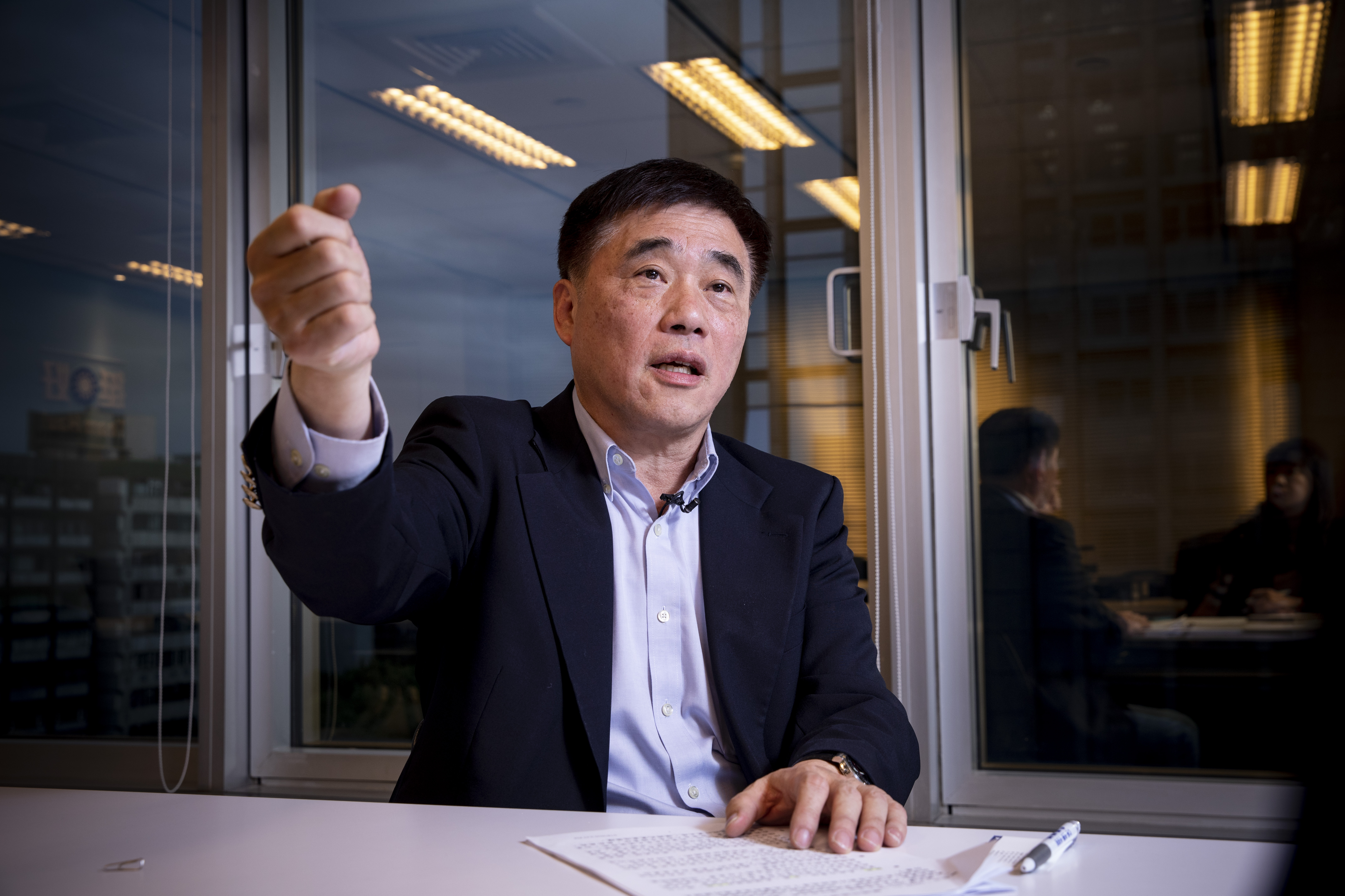 國民黨前副主席郝龍斌坦言對於年底選戰藍白合不抱太大期望，強調要戰才能合。（本刊資料照）