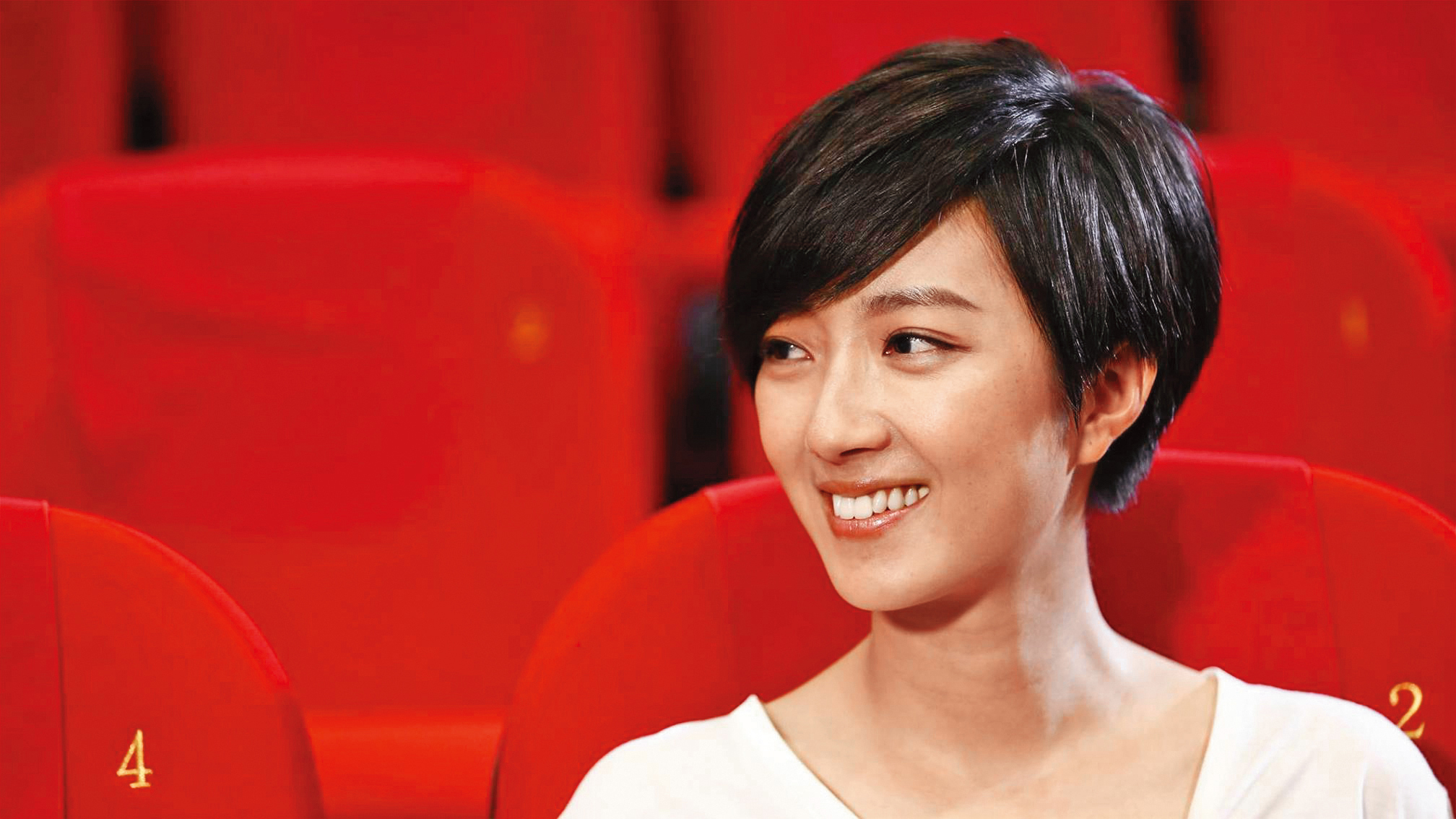 楊力州執導、由桂綸鎂（圖）配旁白的紀錄片《我們的那時此刻》，當年由美商公司發行，他與盧維君因此結緣。（翻攝自myvideo.com）