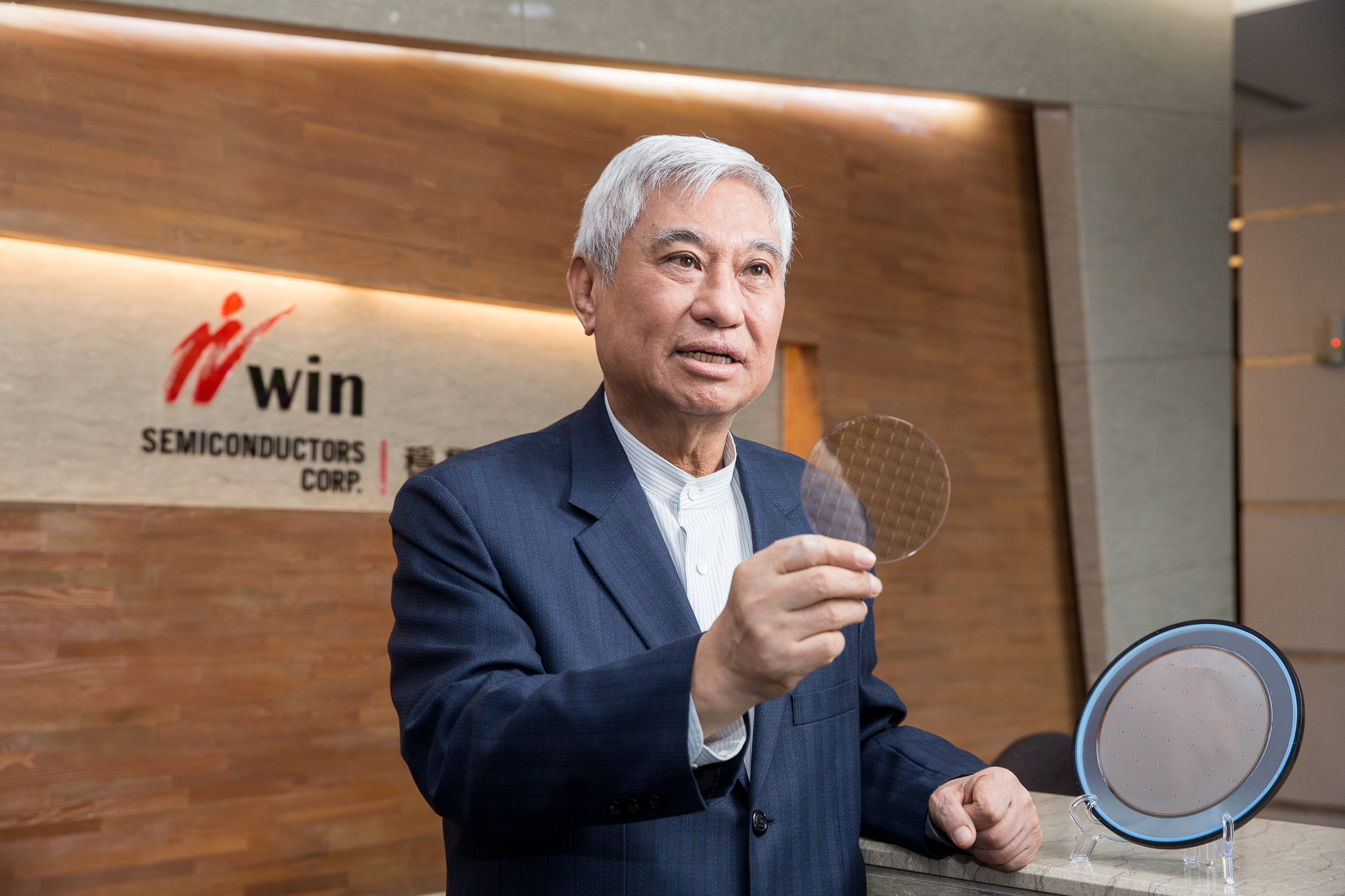 穩懋董事長陳進財表示，目前檯面上的低軌衛星業者都與穩懋有直接或間接的業務往來，或合作關係。