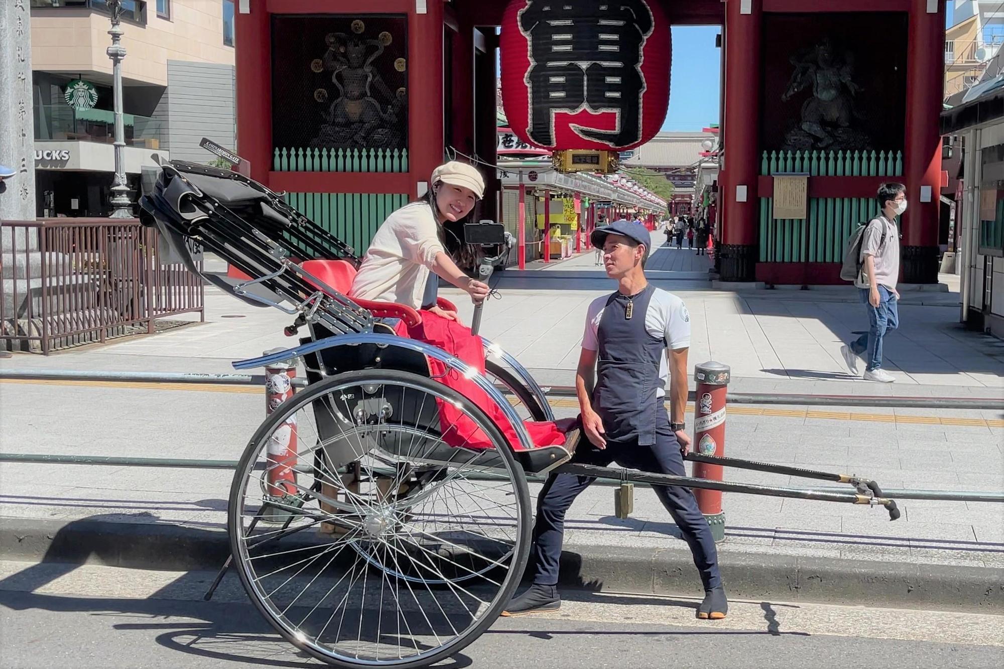 透過實境加上線上導覽，讓旅客更有置身其中的感覺。