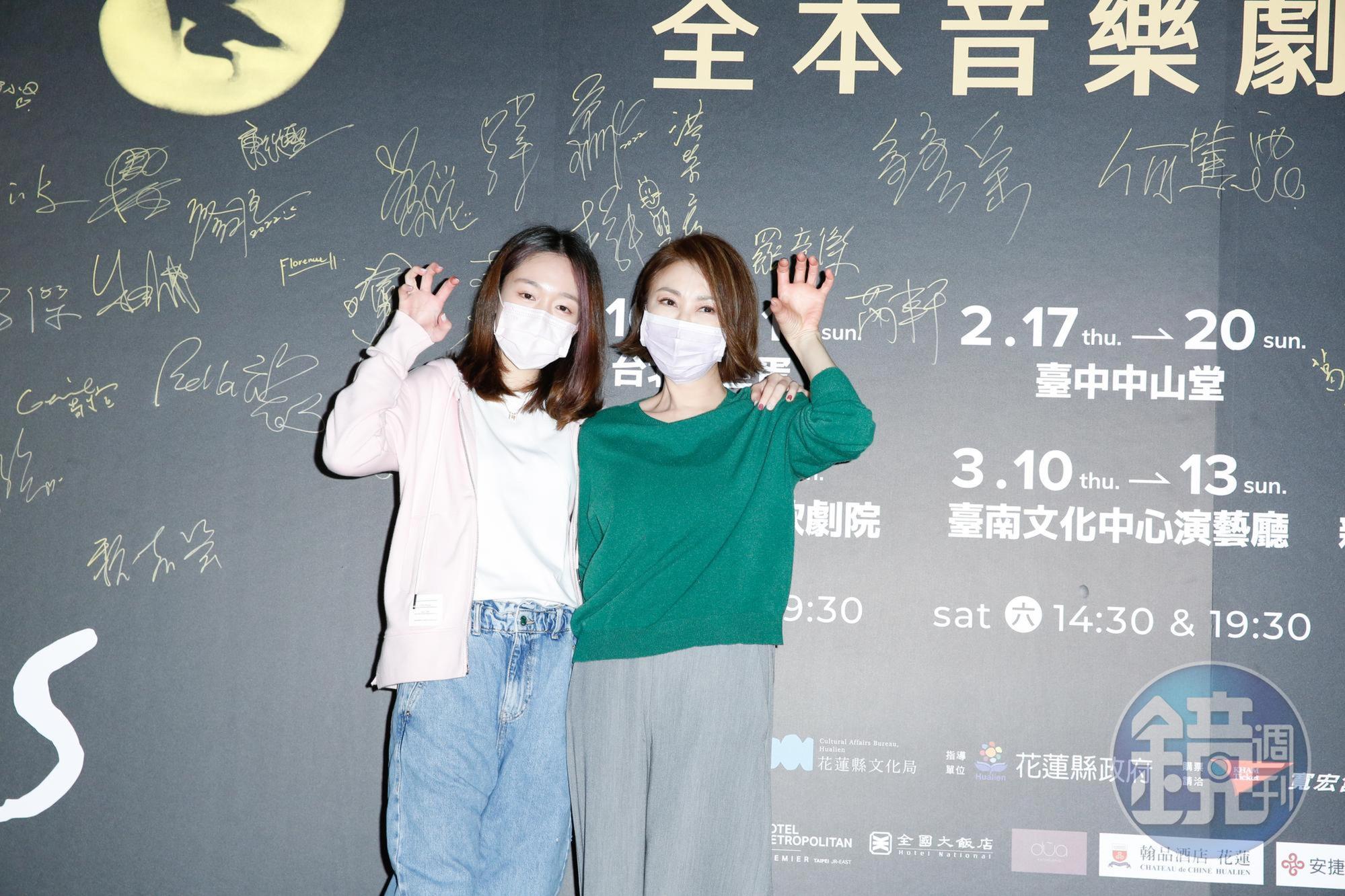 李翊君昨聽到玄彬、孫藝真結婚在家瘋狂尖叫,女兒香奈兒笑說:「她比我還激動。」