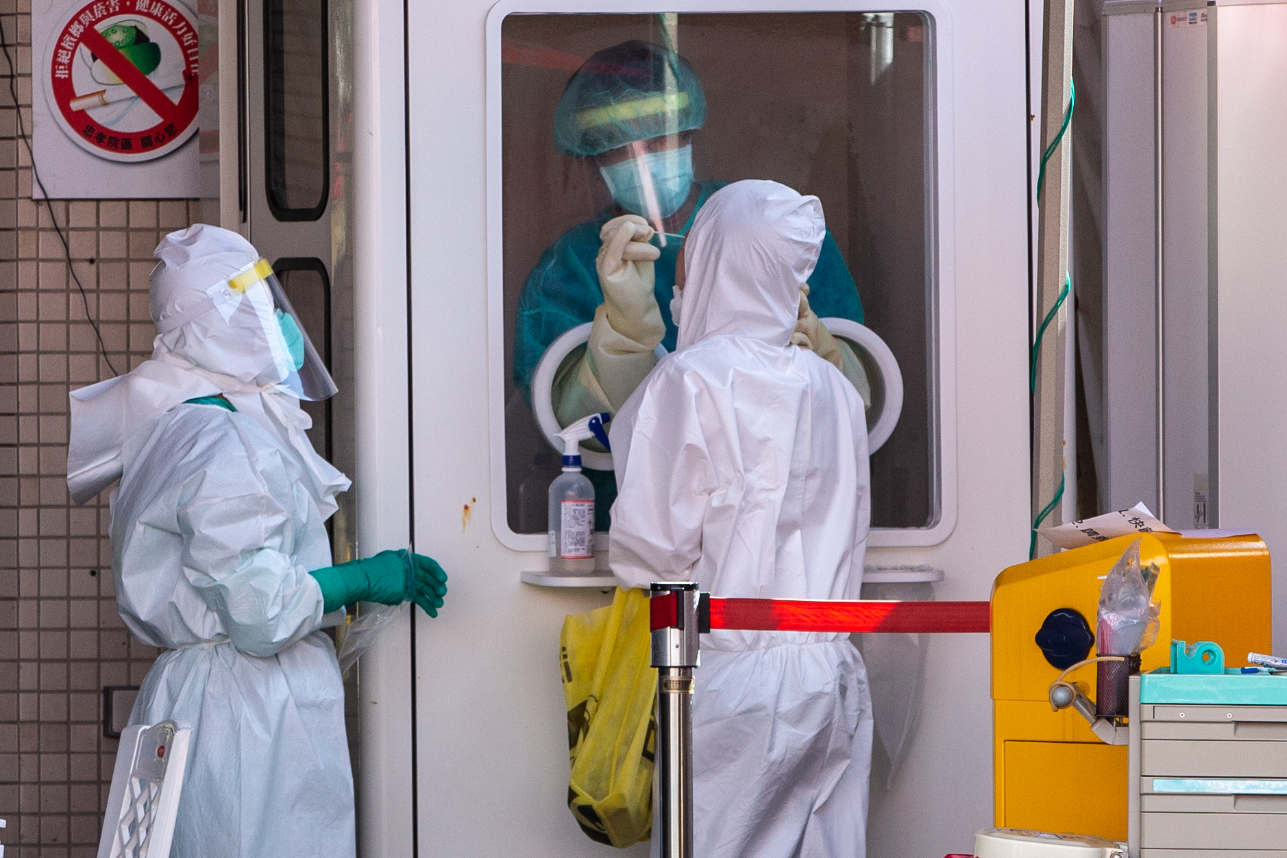 林氏璧認為目前看起來較有影響的工作場域才可能指數型成長，呼籲有症狀就要立即就醫採檢。（本刊資料照）