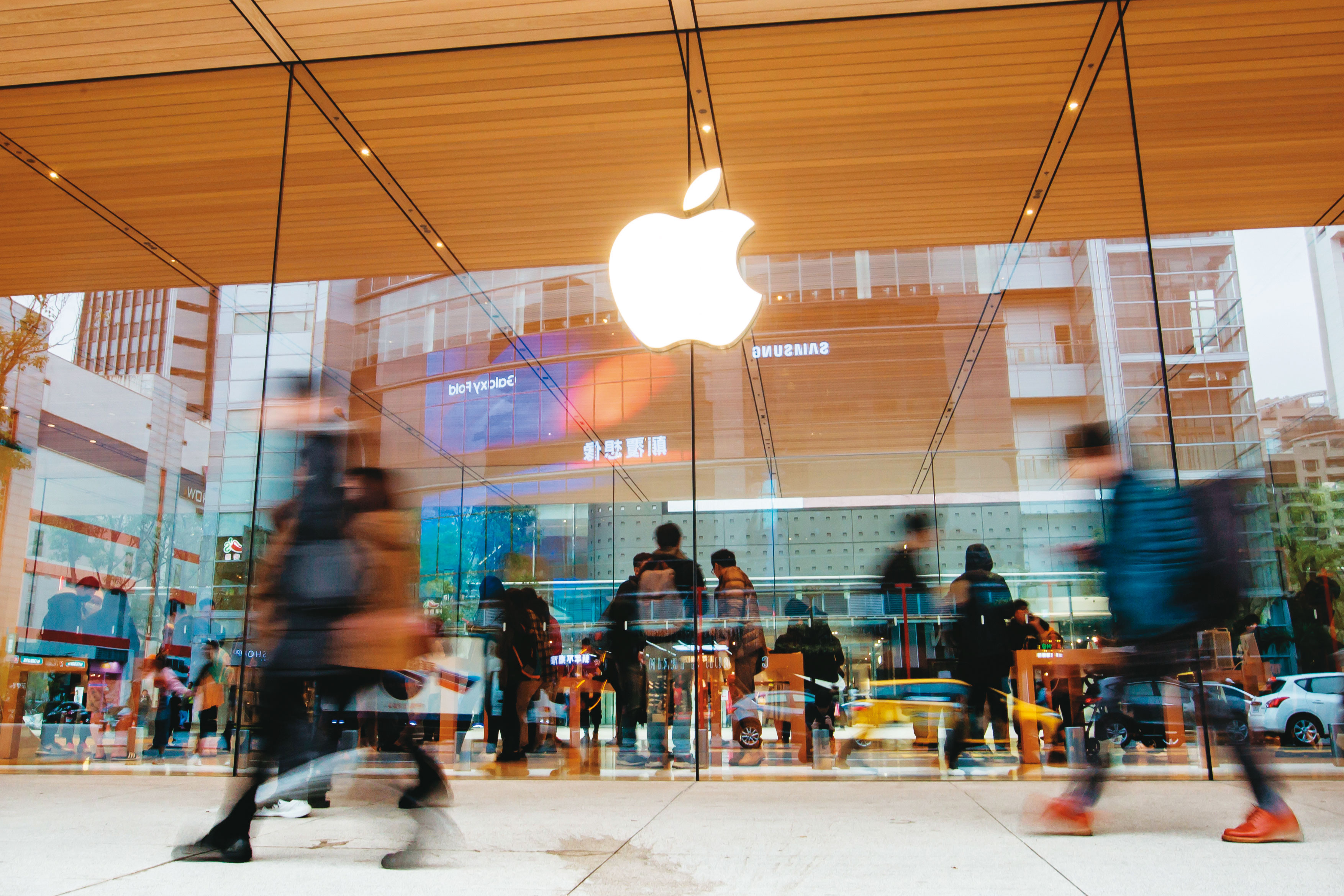 蘋果法說會提到，供應鏈限制對營收的影響，今年已較去年改善。