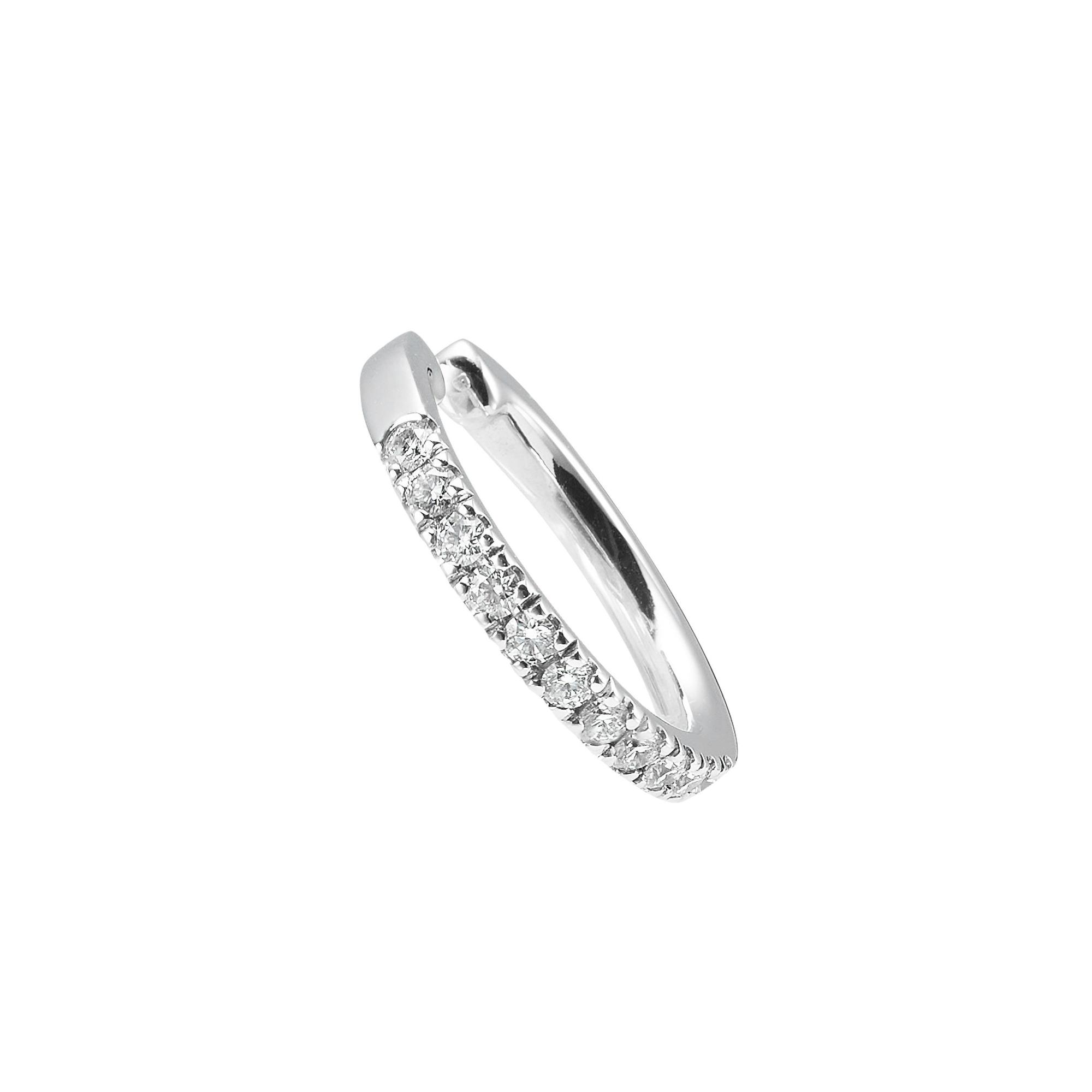 鑽石耳骨夾價格店洽 MIKIMOTO。(MIKIMOTO提供)