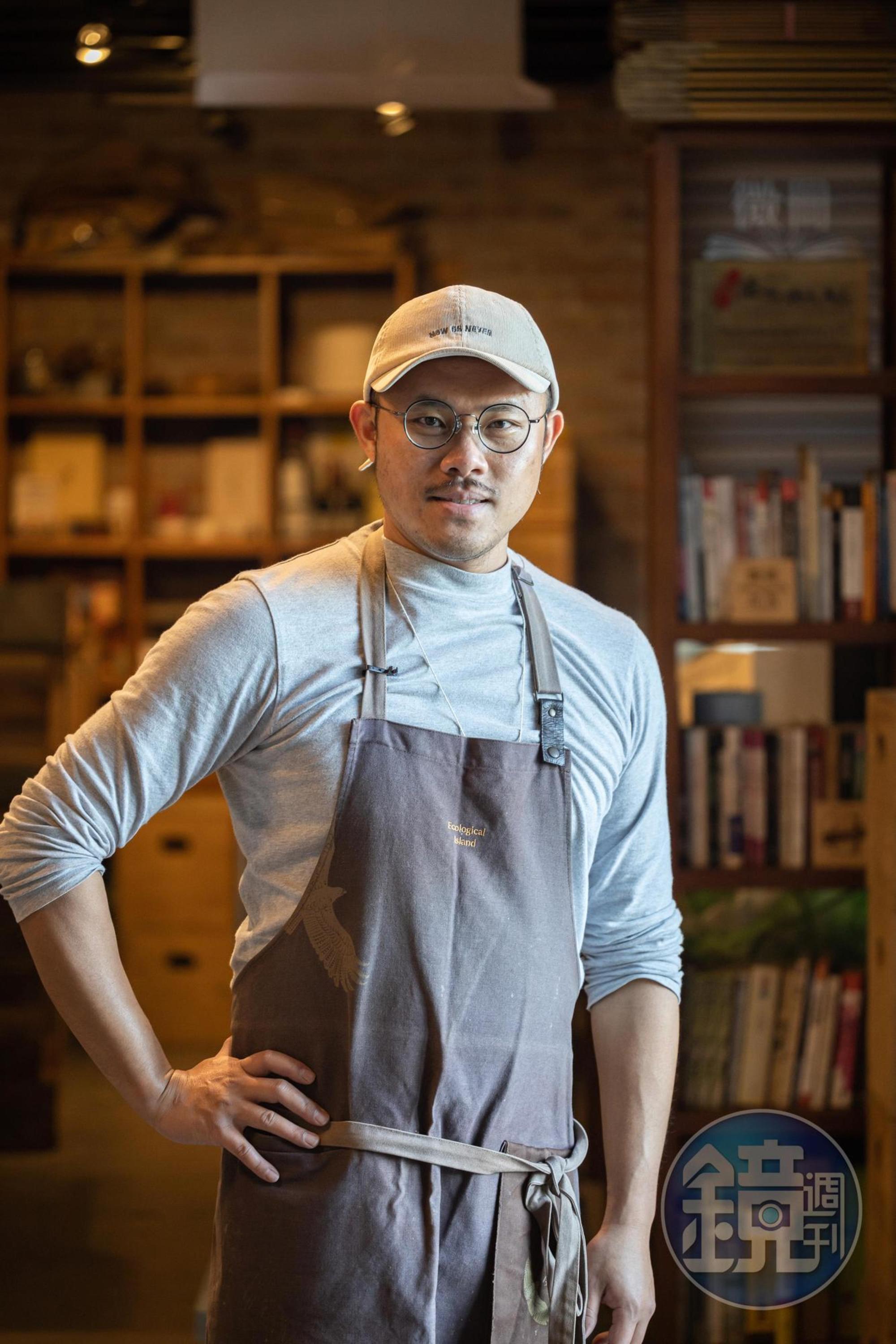 謝宜澂也是「御鼎興純手工柴燒黑豆醬油」第3代，以全醬油蔬食料理為媒介推廣自家產品，同時活化老字號品牌的能見度。
