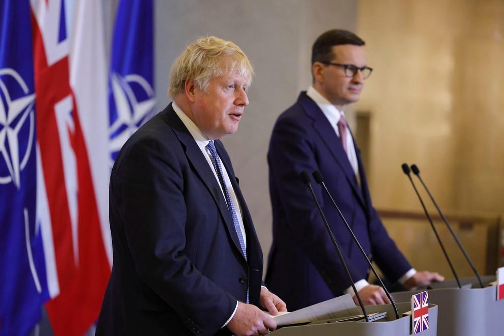 英國首相強生（Boris Johnson）警告烏克蘭情況非常危險，並縮短出訪行程親自主持緊急會議。（翻攝Boris Johnson臉書）