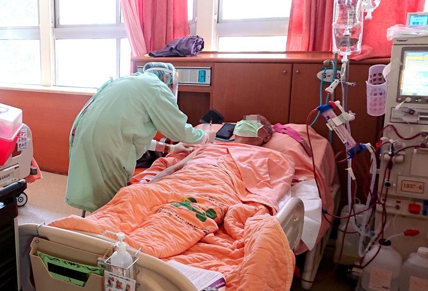 目前糖尿病病患被要求每年做糖尿病腎病變的篩檢,卻無法掌握腎功能可能快速惡化的關鍵時機。(台北市政府提供)