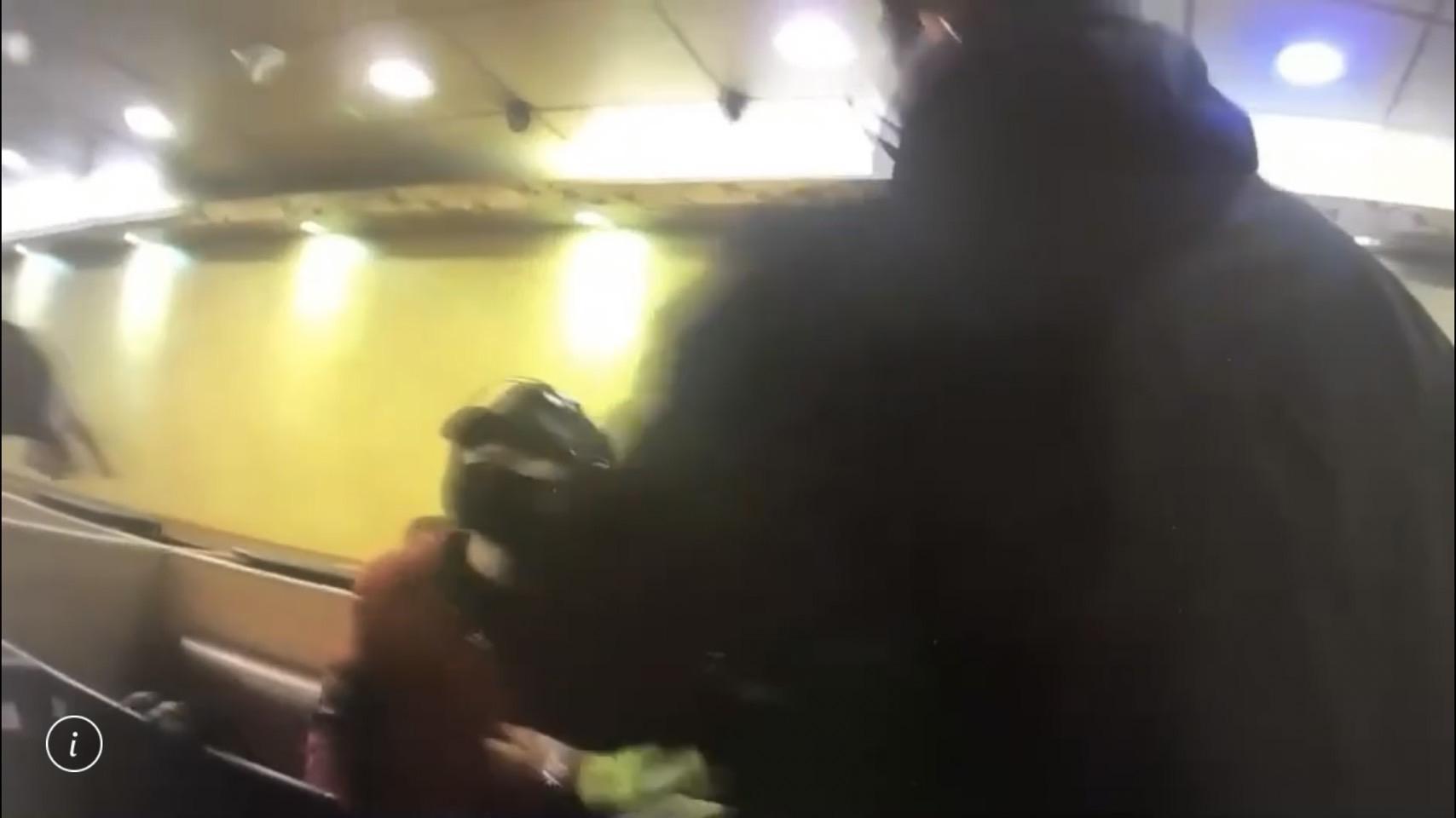 鄭男偵訊後被依竊盜及毒品罪移送法辦。(警方提供)