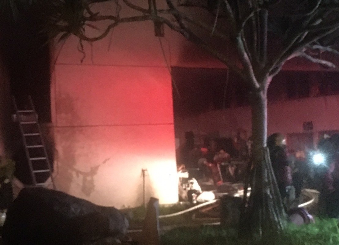 玉井真理佛堂半夜遭男子曾文彥縱火奪七命。（翻攝畫面）