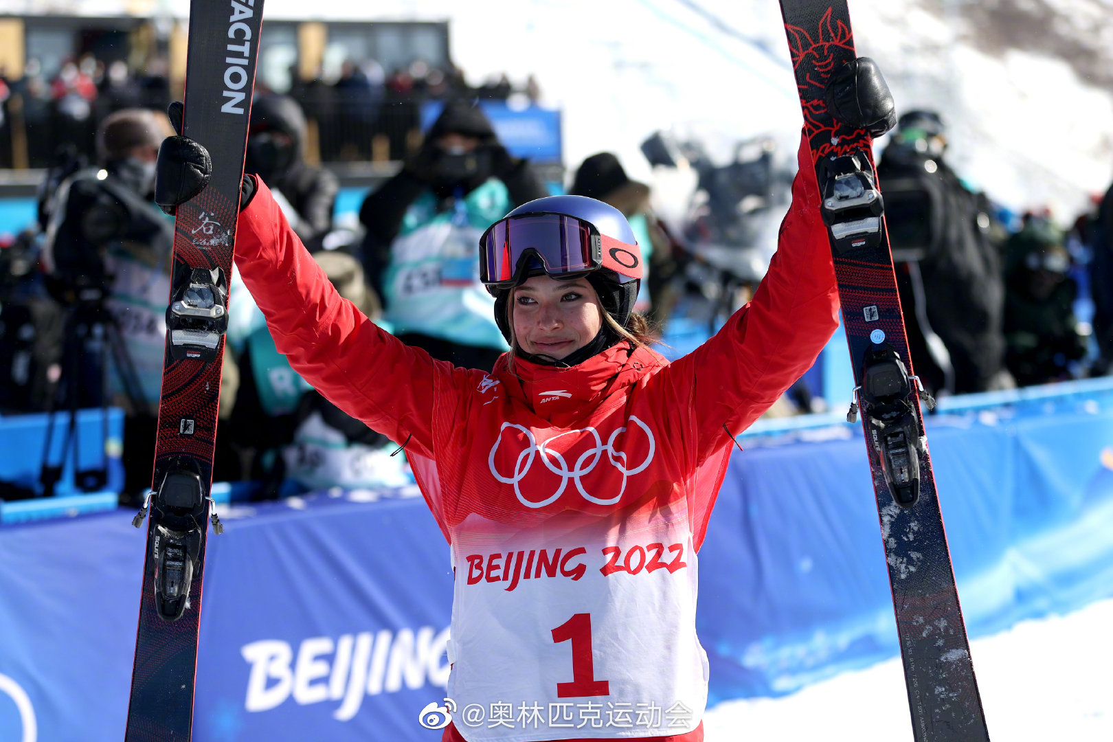 谷愛凌今在自己的強項U型半管決賽中豪奪金牌。（翻攝奧林匹克運動會微博）