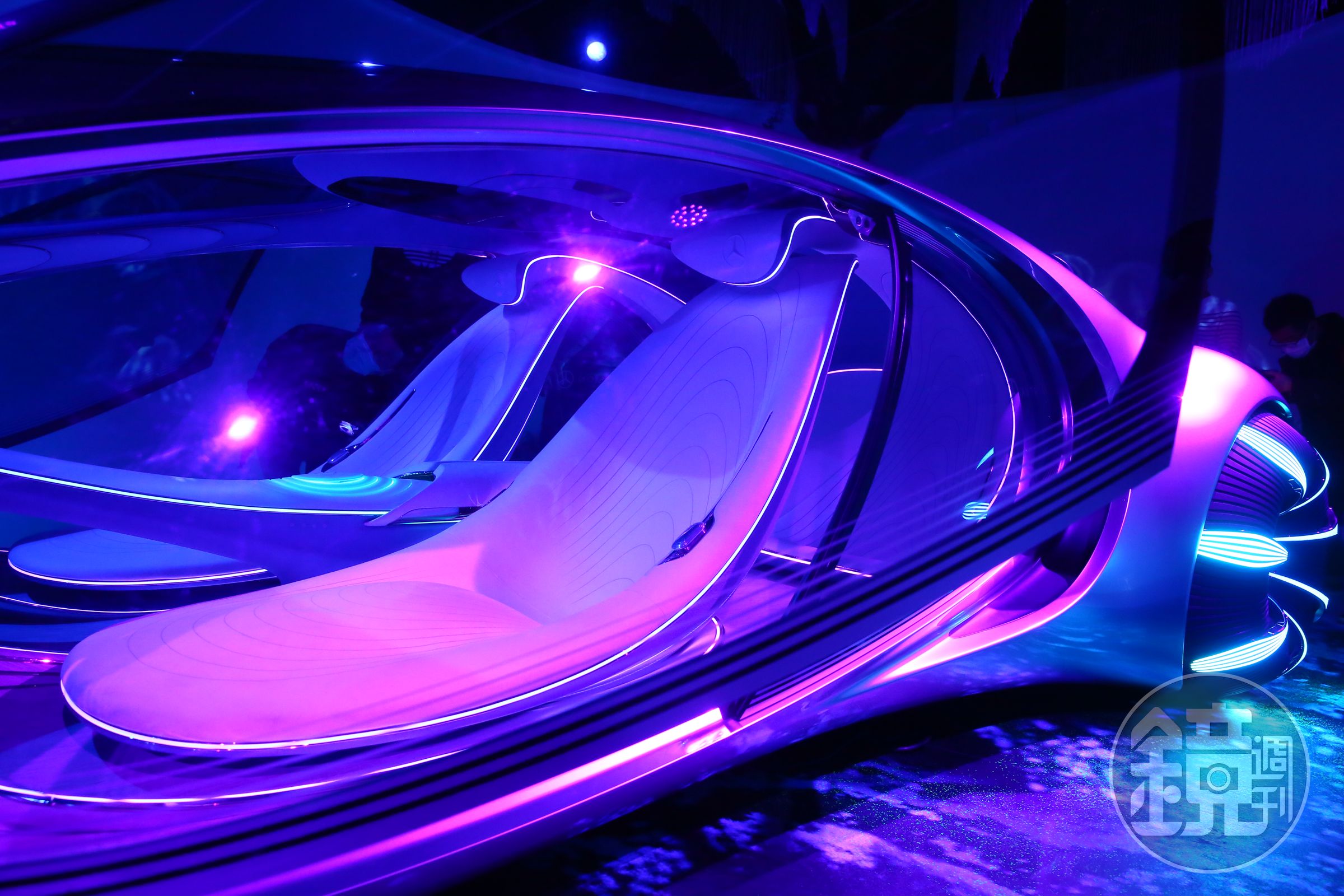 概念車「VISION AVTR」於台北BELLAVITA寶麗廣場1樓展出，時間僅到3月6日為止。
