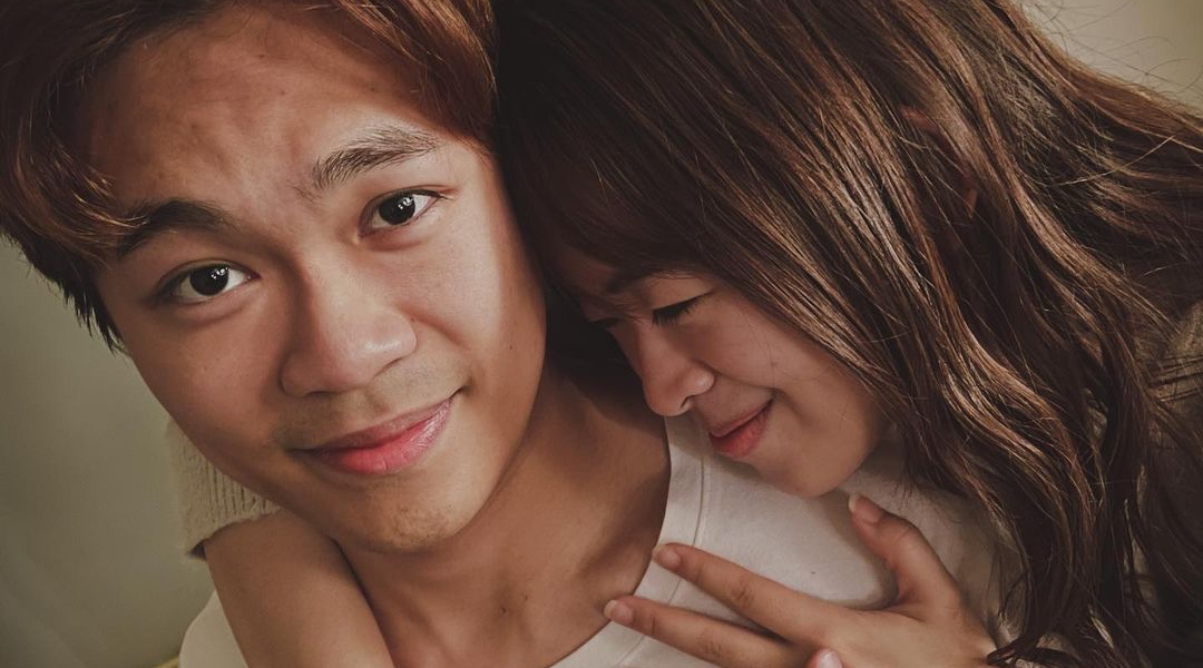 台馬跨國YouTuber情侶甜蜜互動深受粉絲喜愛。（翻攝自Instagram @rene_superawesome）