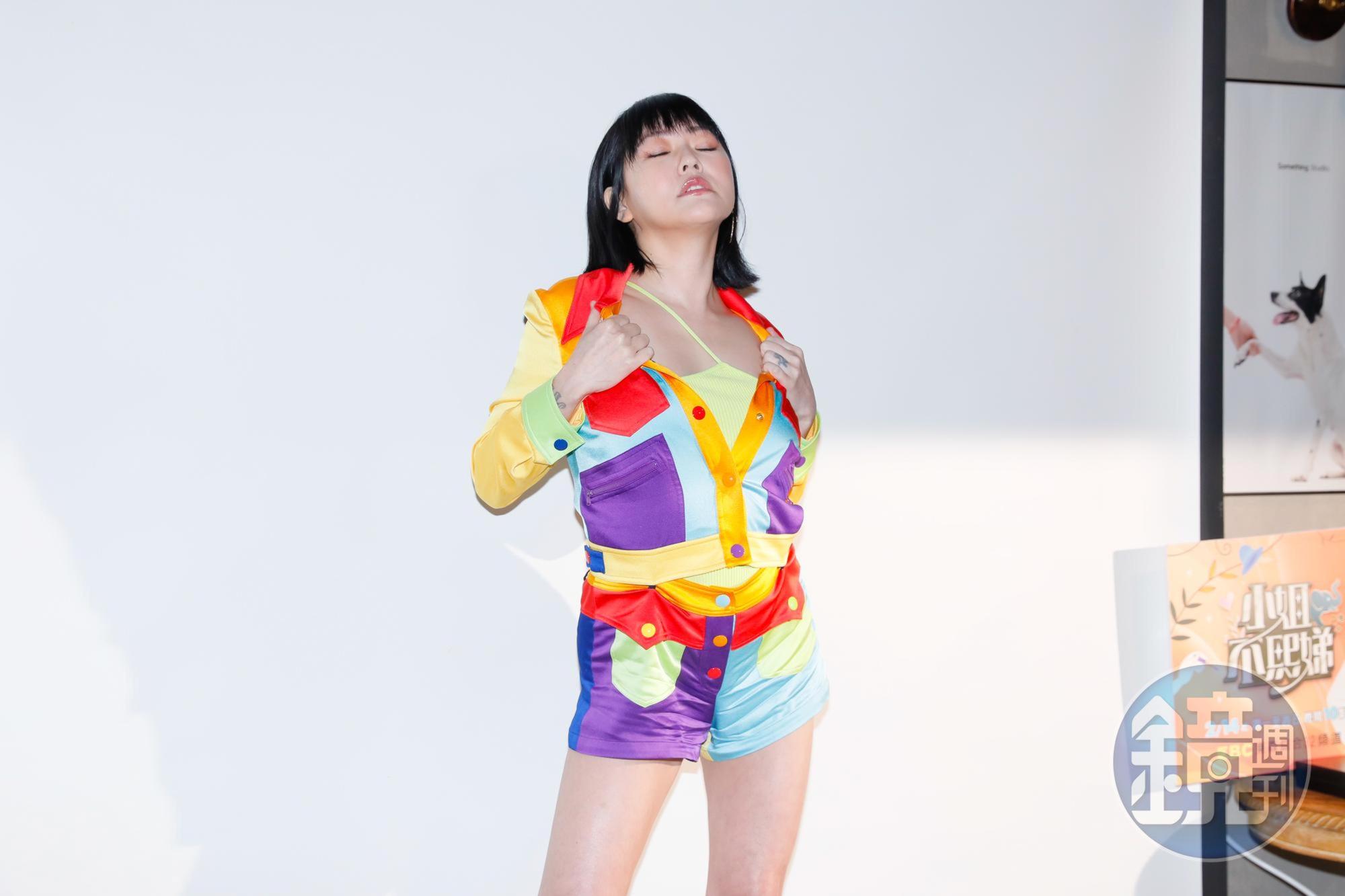 小S透露,姐姐大S最近身心沒壓力,「連我老公都說她變年輕了!」