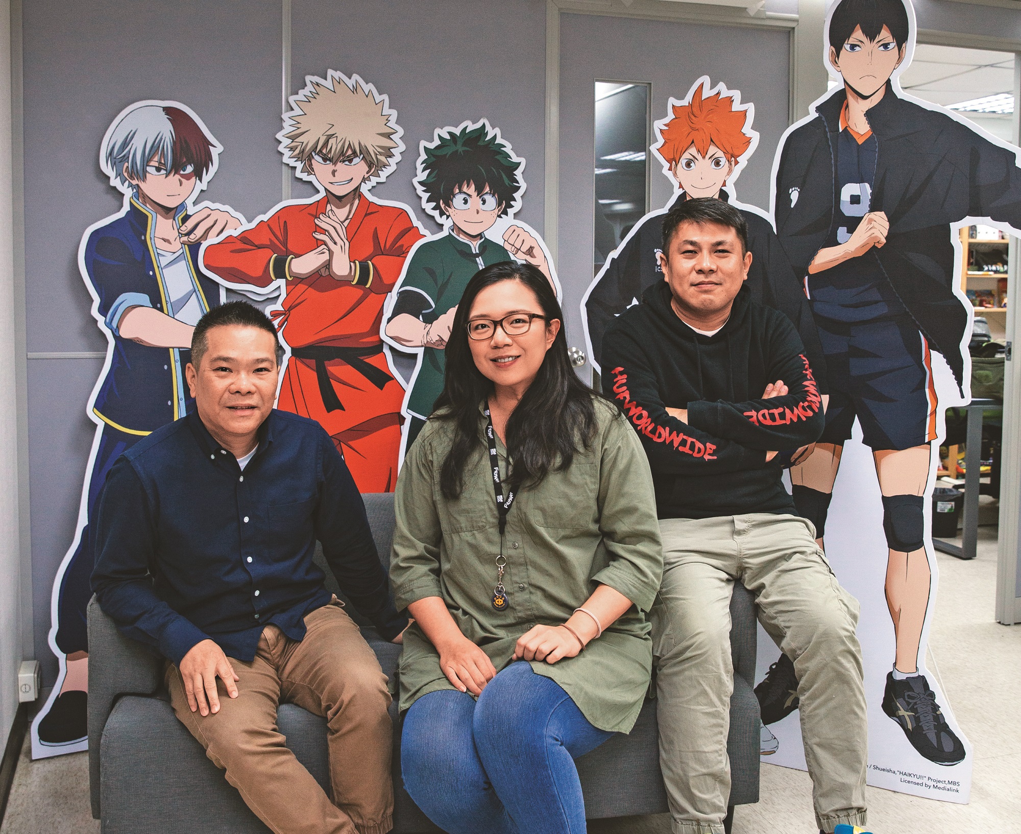何存忠（左起）邀請毛穎潔、張熙明攜手合作羚邦集團首部自製台劇。