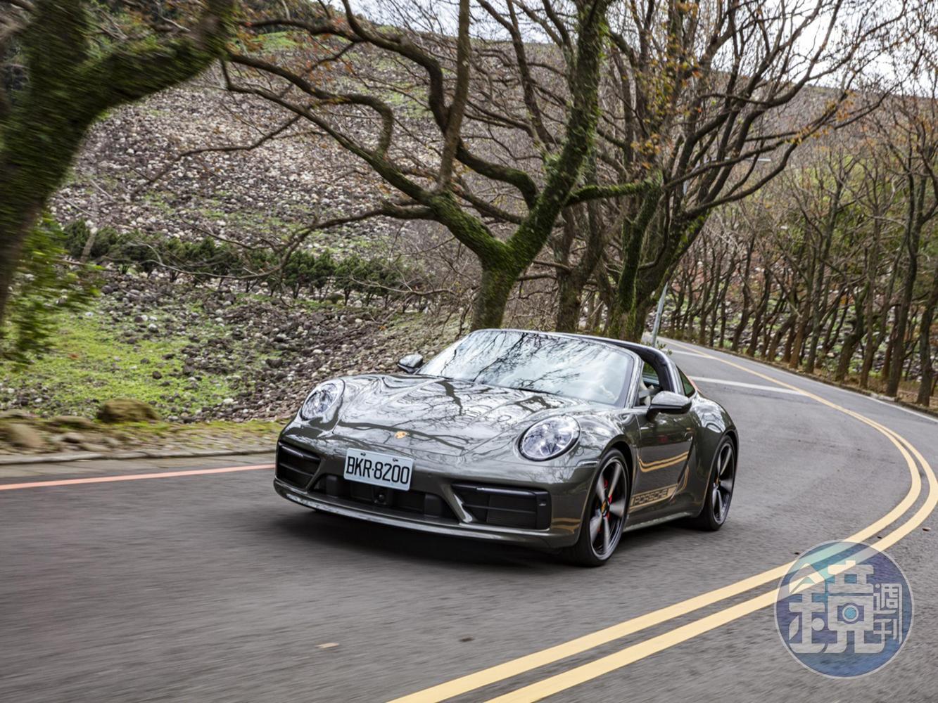 PORSCHE 911 Targa 4S