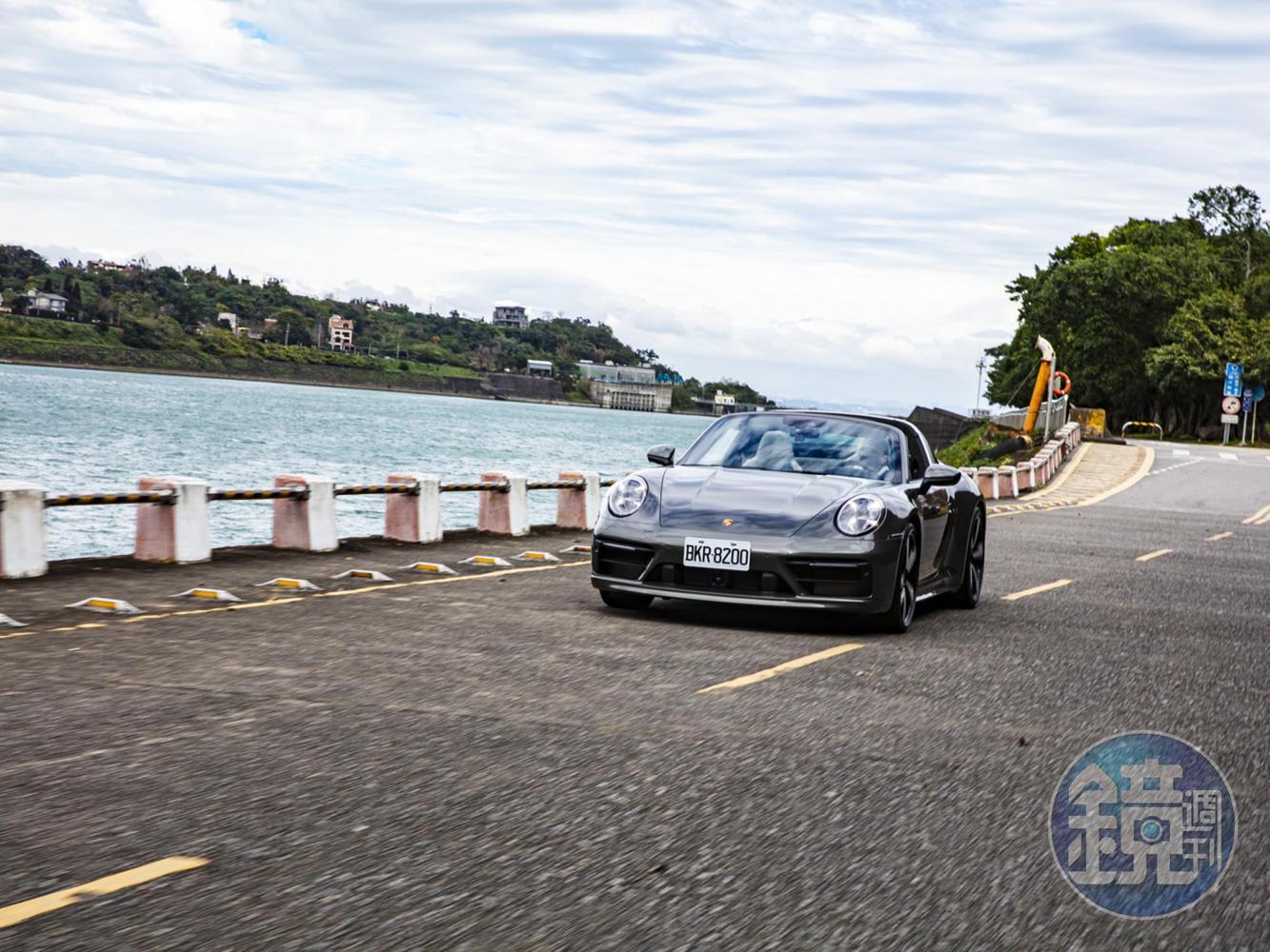 PORSCHE 911 Targa 4S