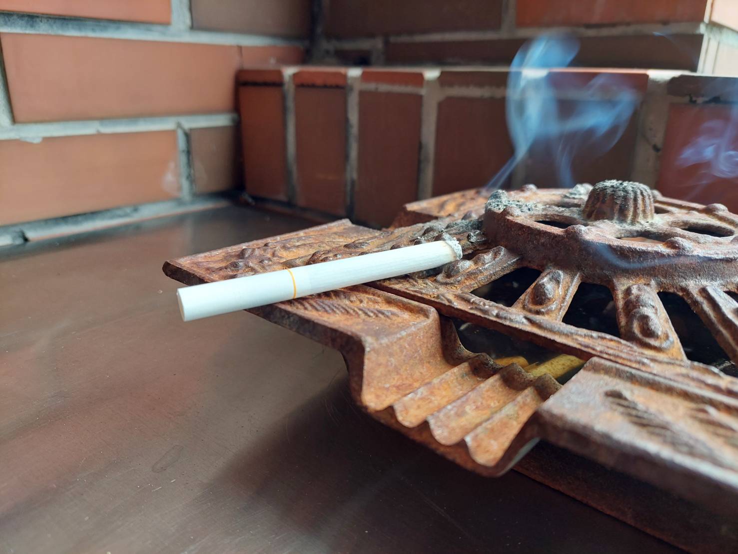 衛福部統計，我國每年約有3000人死於二手煙害。（翻攝畫面）