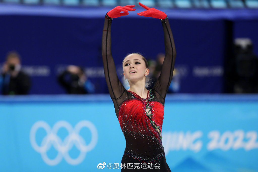俄羅斯15歲「天才少女」瓦莉娃在本屆冬奧賽會深陷禁藥疑雲，也錯失花滑獎牌。（翻攝自奧林匹克運動會微博）