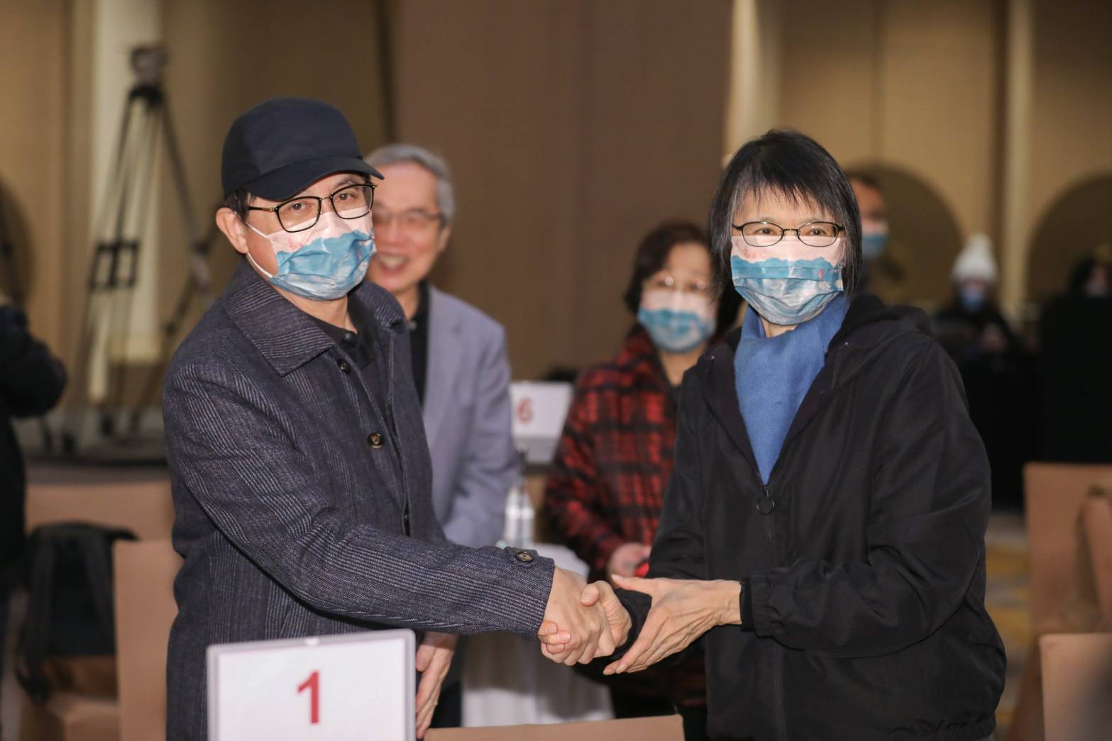 前總統馬英九夫人周美青應童子賢之邀，不僅出席發表會，也參加了會後《願未央》首映。