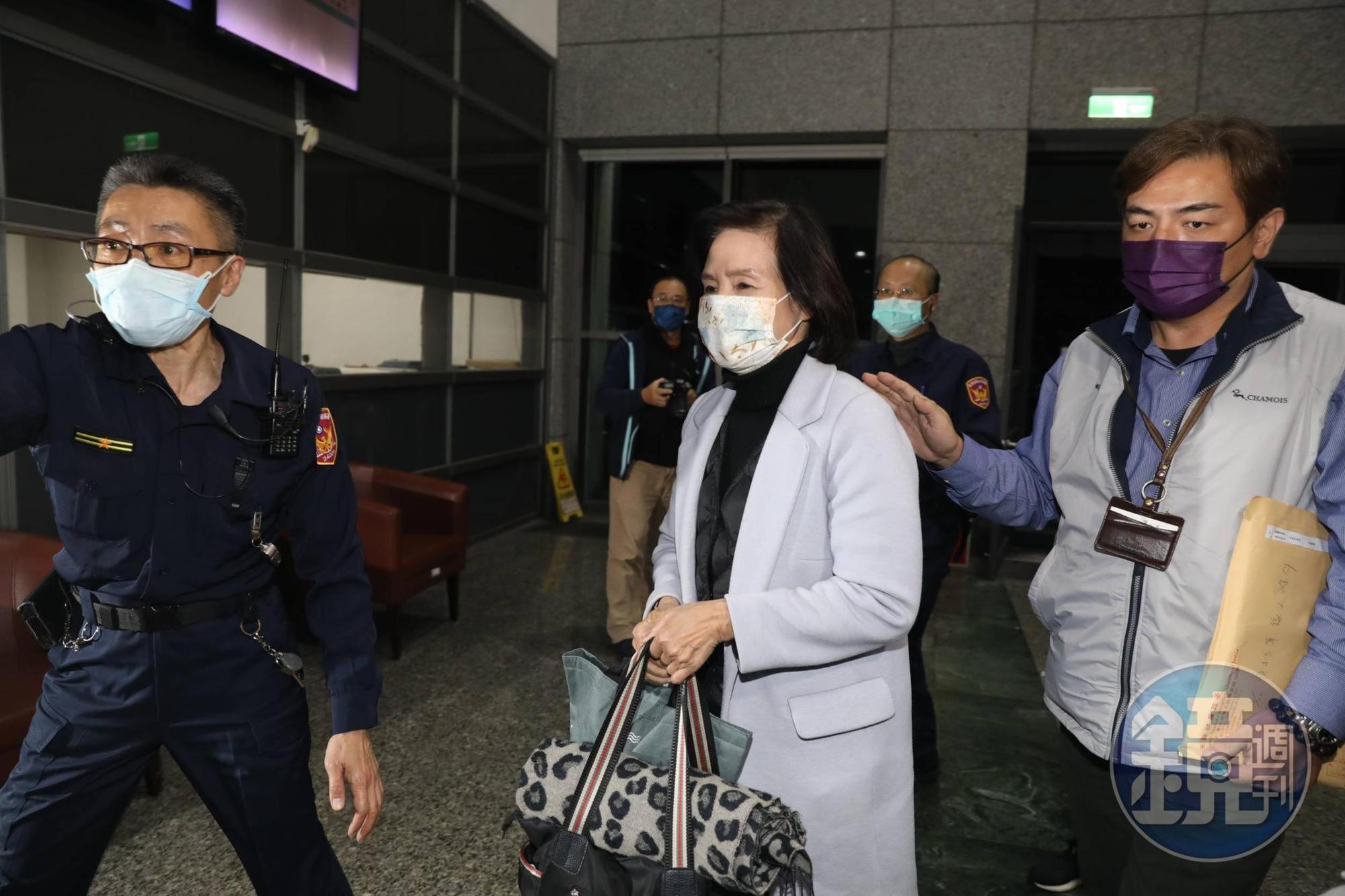 宜蘭縣長林姿妙訊後遭檢方聲押禁見。