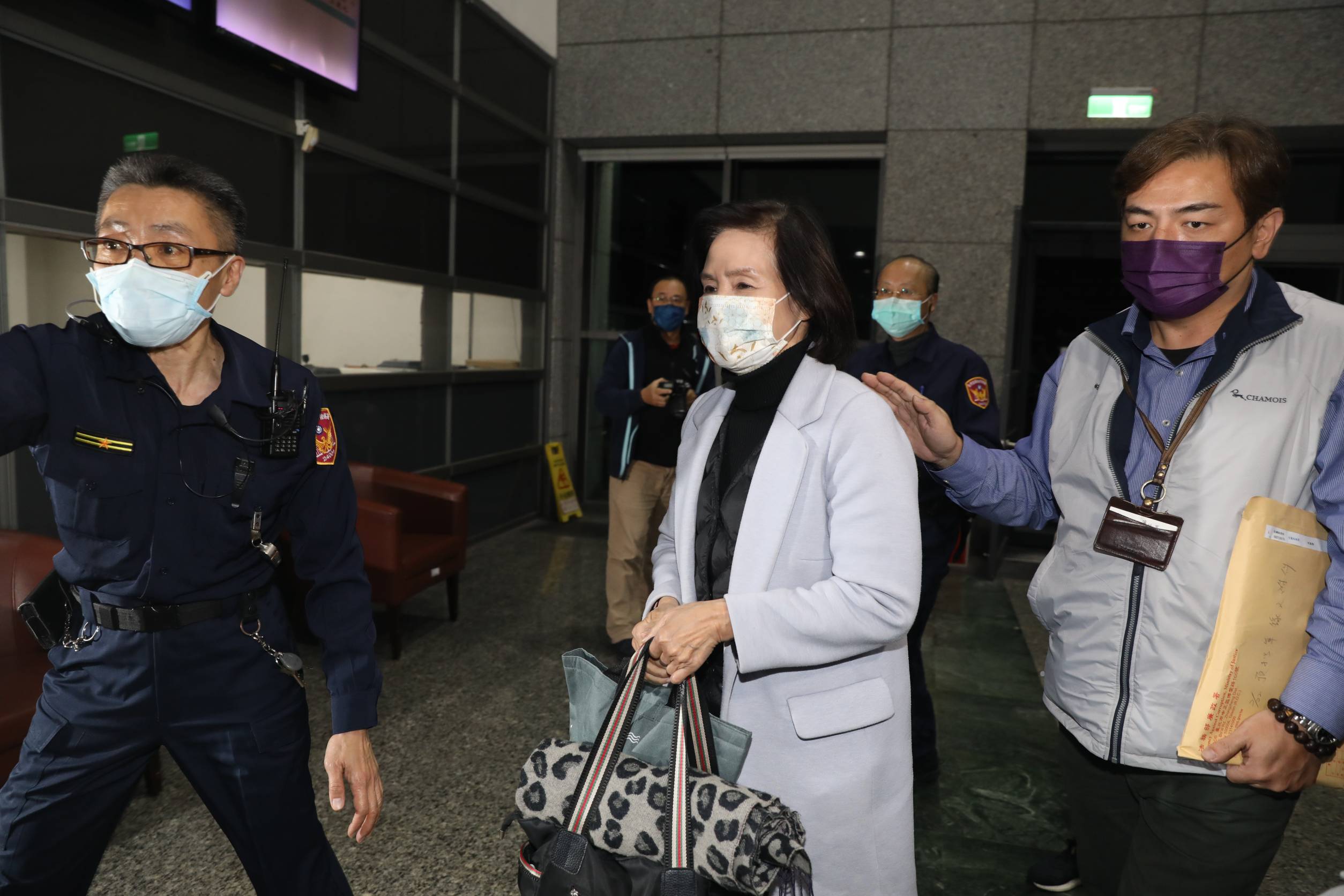 宜蘭縣長林姿妙訊後遭檢方聲押禁見。