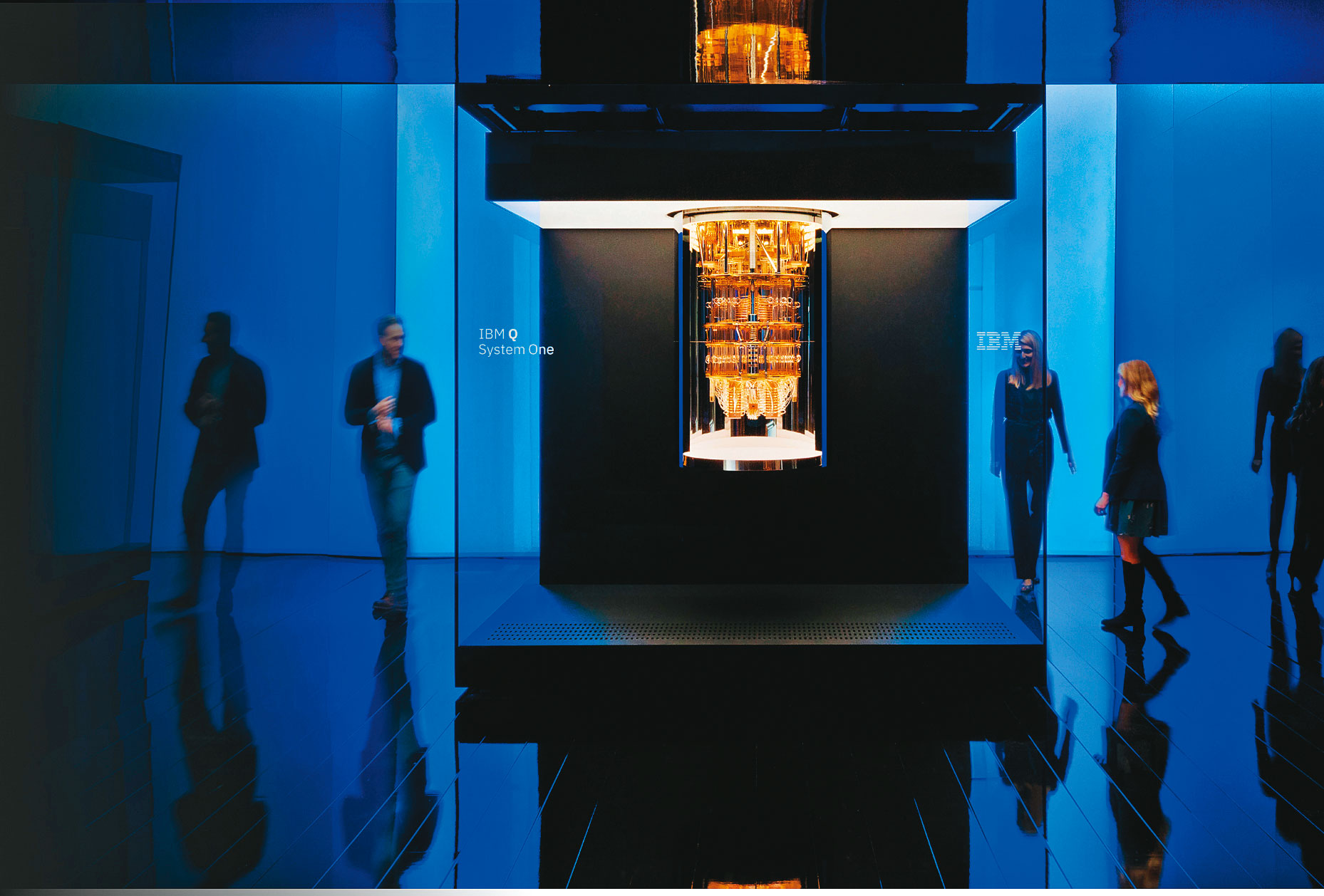 IBM在2019年CES上亮相的「Q System One」，成為大眾對量子電腦深刻的第一印象。（翻攝自IBM官網）