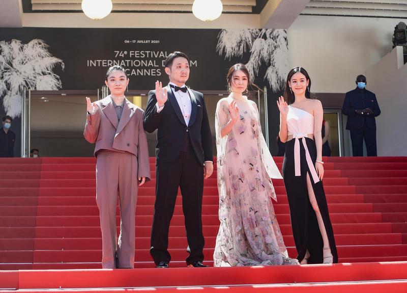 去年袁子芸隨劇組前往坎城出席首映，該片且獲坎城影展最佳劇本獎。（祖與占影像提供）