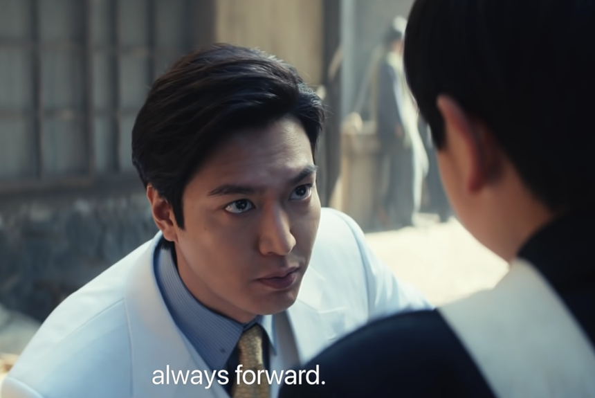 李敏鎬有別於過往溫柔王子形象，在《柏青哥》飾演不畏時代和民族性束縛，大膽遊走黑白兩道的商人。（翻攝自pple TV+ YT）