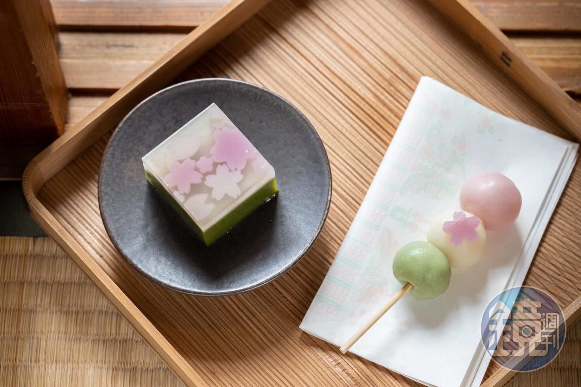 「櫻花抹茶羊羹」（左，100元／個）「花見團子」（右，60元／串）都是相當應景的春季和菓子。