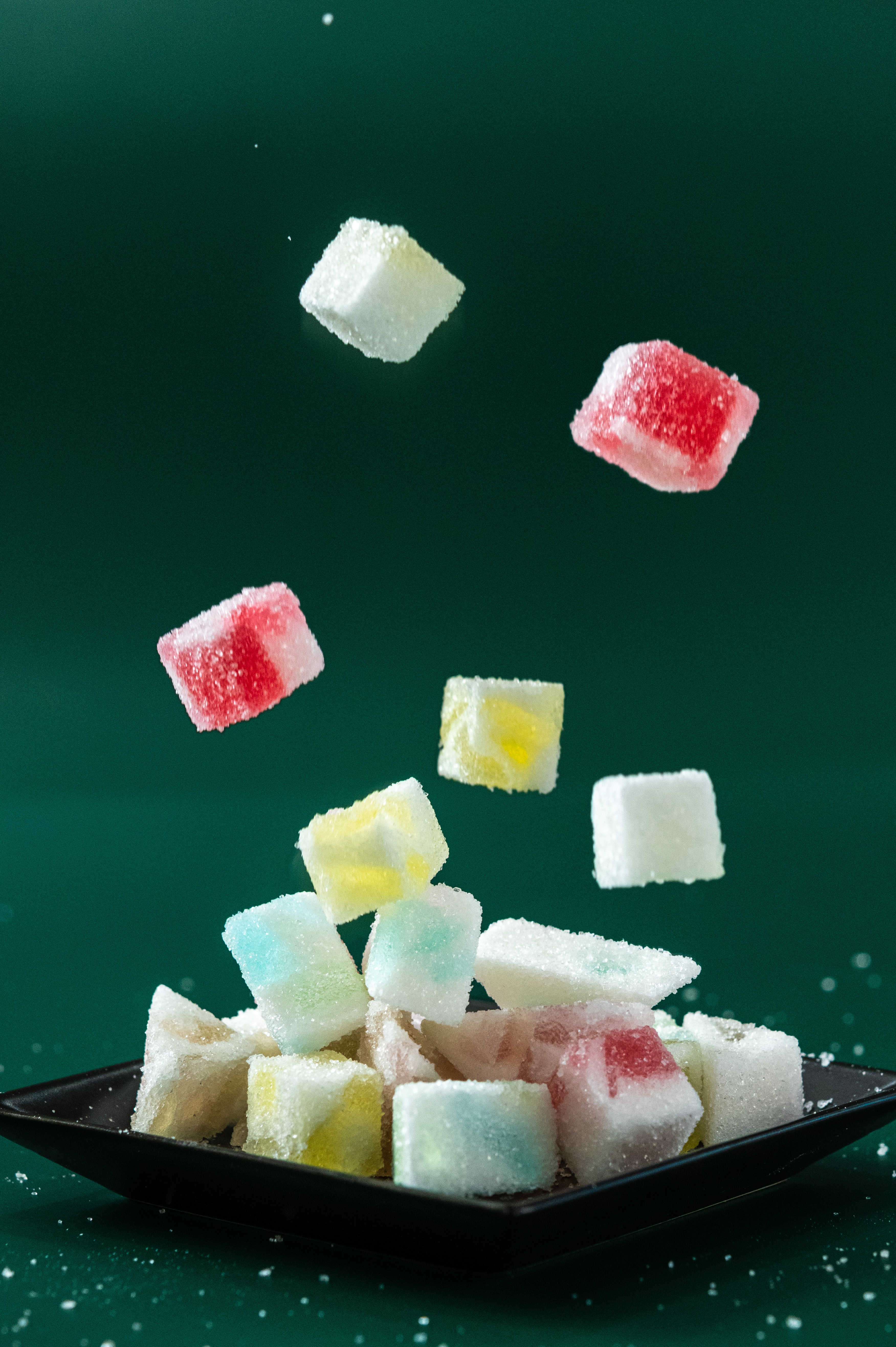 「鳳瑞」是來自京都的特色干菓子,作法費工,外脆內軟的口感令人上癮。(200元起/100克)