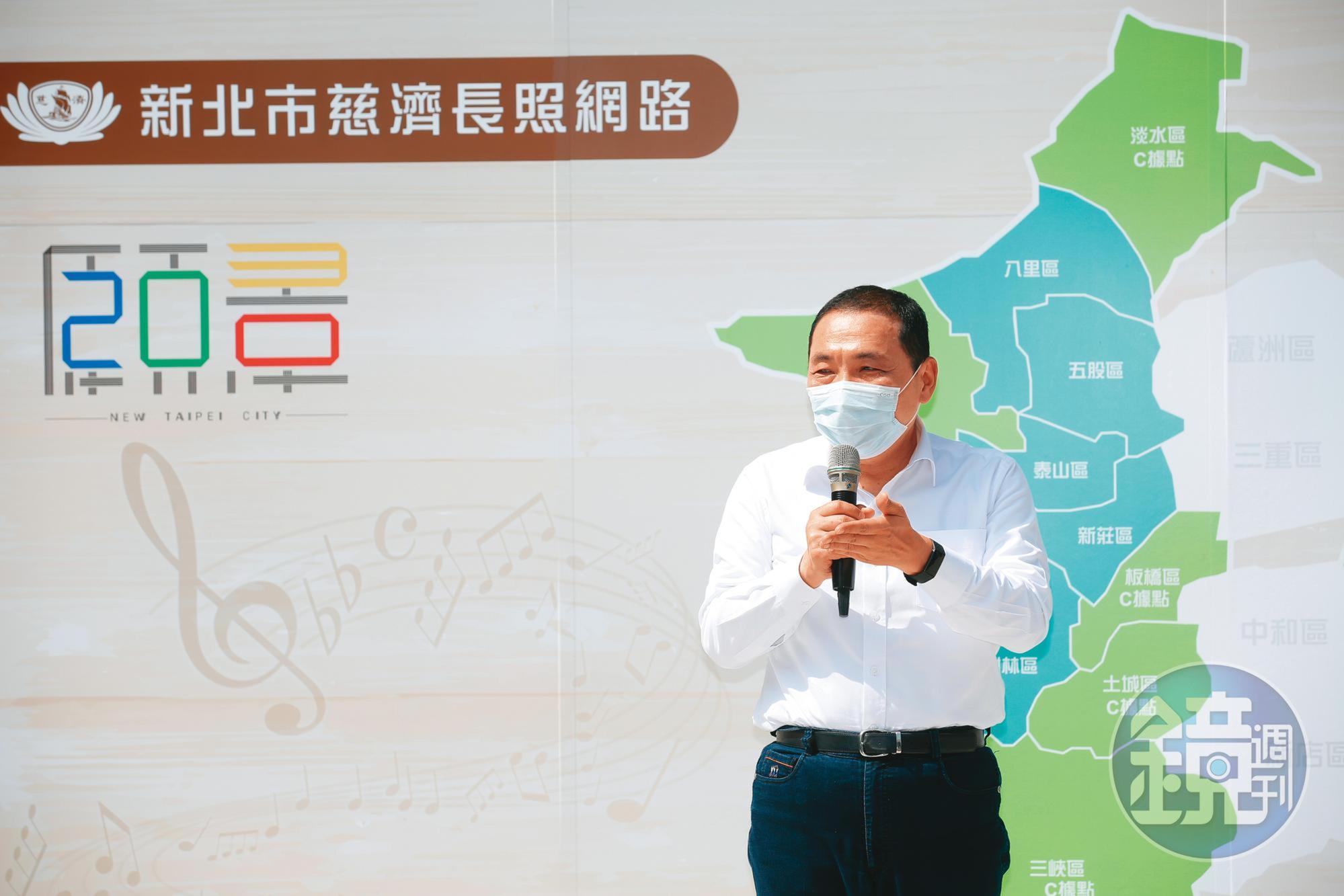 國民黨2月16日公布中央提名委員會名單,侯友宜隔天出面受訪,立刻婉拒加入。