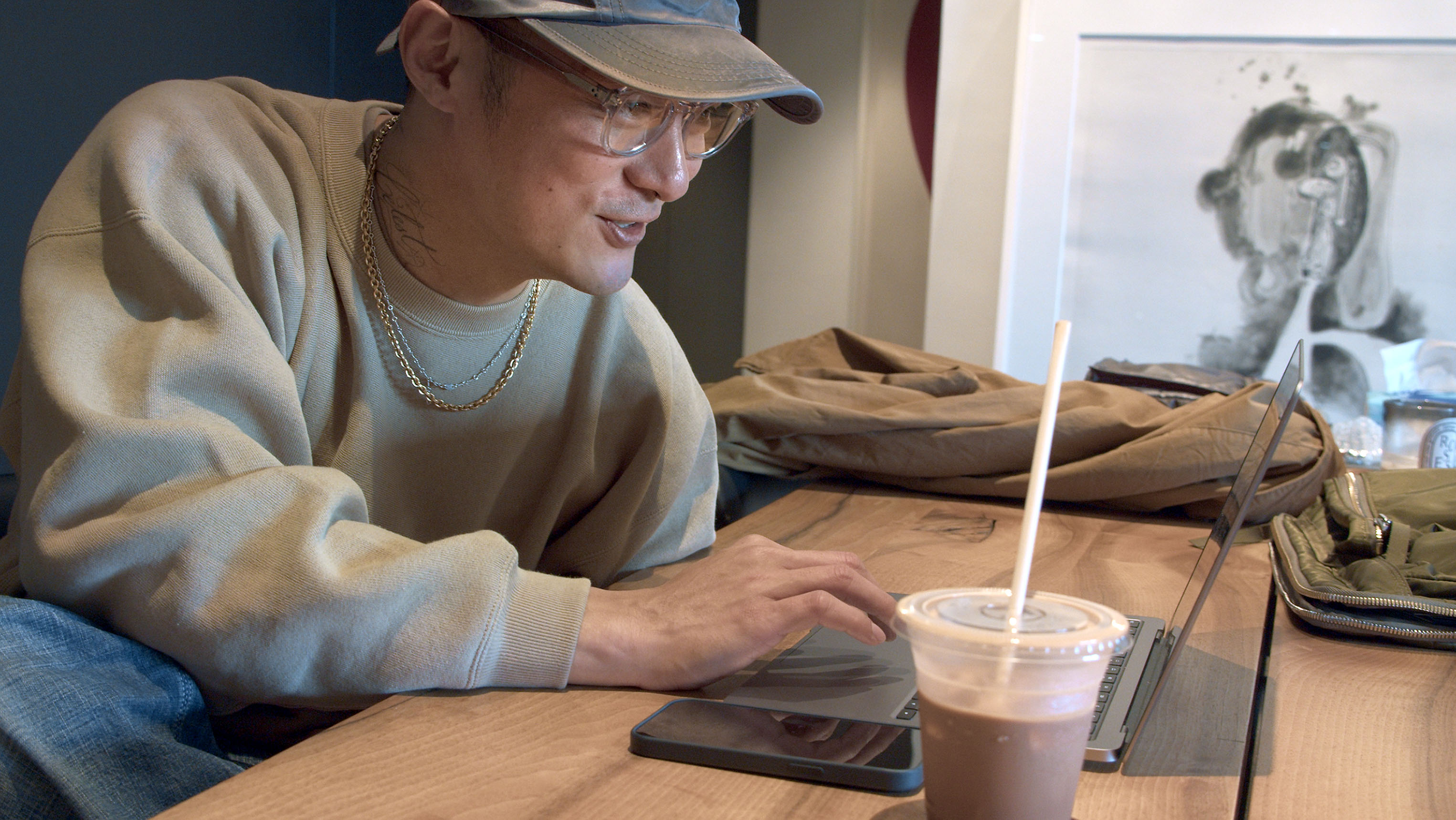 余文樂農曆年帶妻兒返港與家人圍爐過年，現已回台灣正在隔離。（尚慶創意提供）