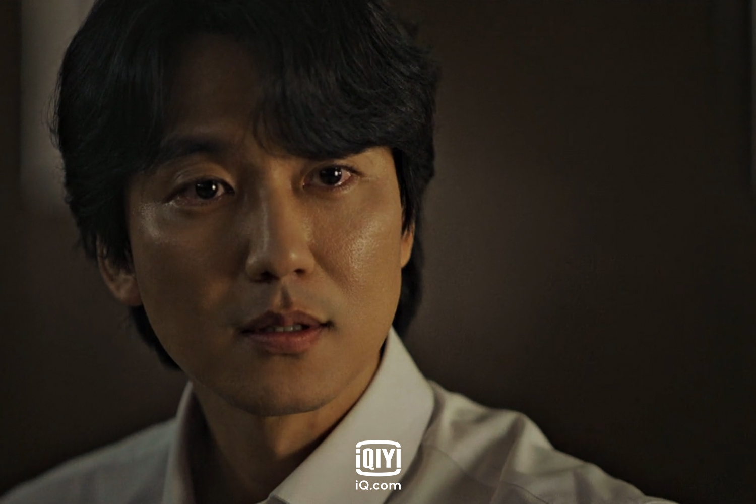 金南佶在《解讀惡之心的人們》飾演犯罪行動分析組側寫師。（愛奇藝國際站提供）