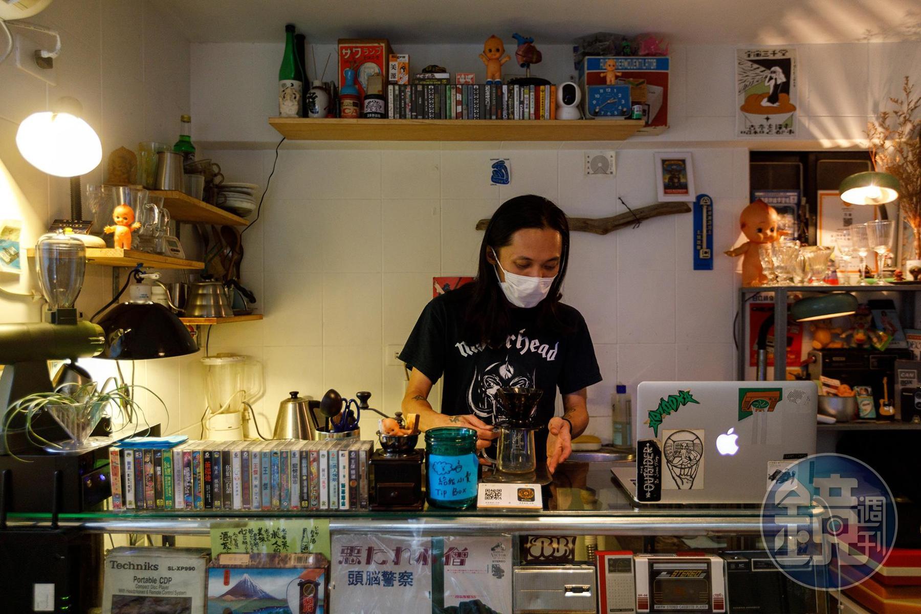 主人Jeff原本從事吉他音樂創作，後來想透過不一樣的方式呈現自己對音樂的熱愛。