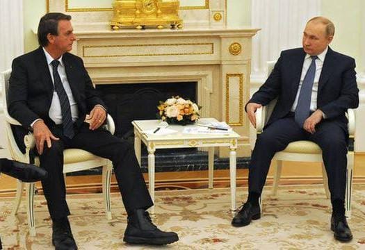 巴西總統波索納洛2月中曾訪問俄羅斯，與普丁曾在2月16日曾進行交談。（翻攝自Jair Messias Bolsonaro臉書）