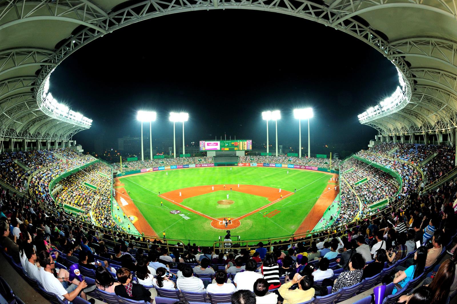 澄清湖棒球場將成為台鋼雄鷹主場。（翻攝高雄市政府運動發展局官網）