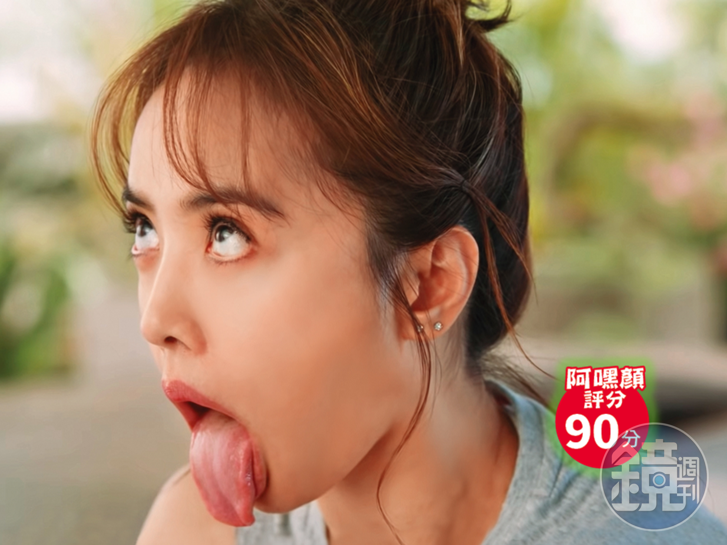 蔡依林在外送廣告中吐舌、翻白眼，今晚，我想來點…「阿嘿顏」。（翻攝自Uber Eats）
