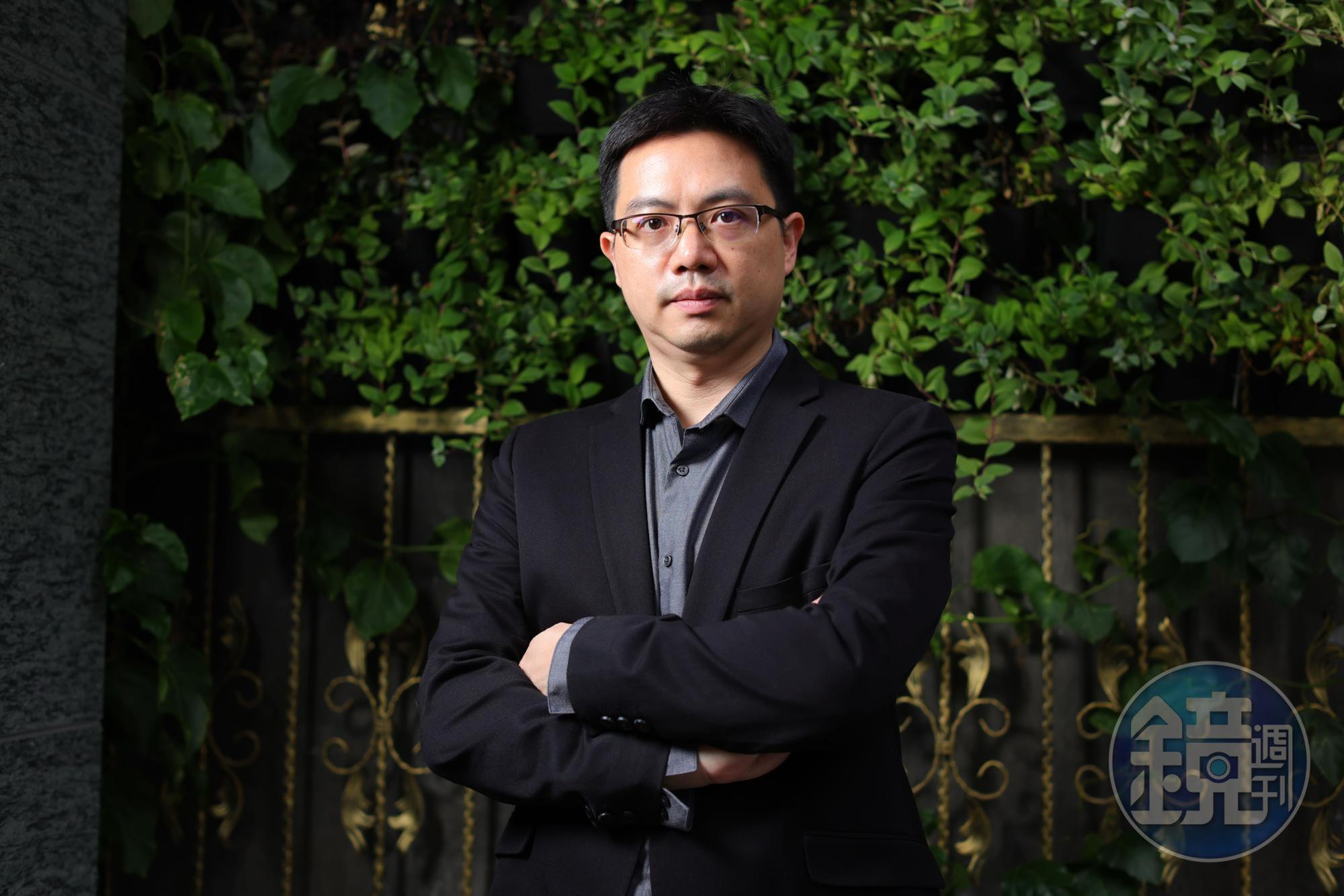 代理商泰德利的謝宜堃協理在酒業任職多年，同時也在自家品飲會擔任講師。