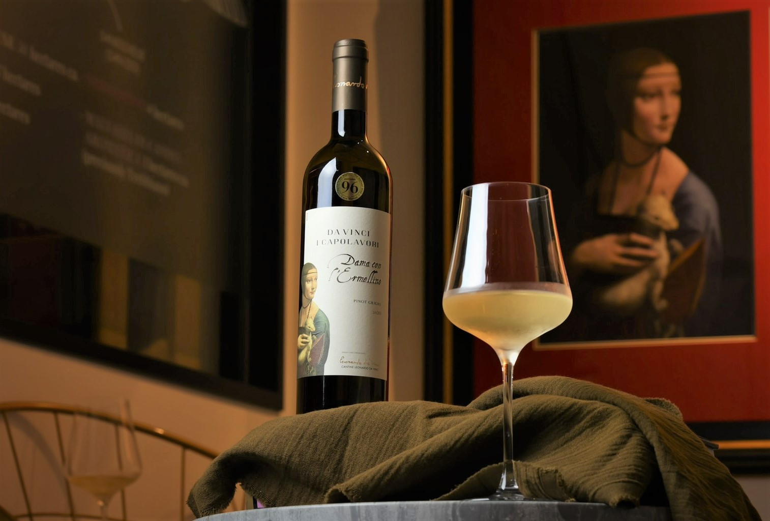 酒標不只是酒標，達文西酒廠讓酒標畫作寓意也同步體現在酒體上。